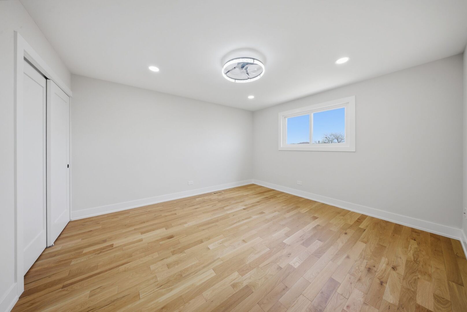 16801 90th Avenue, Orland Hills, IL 60487