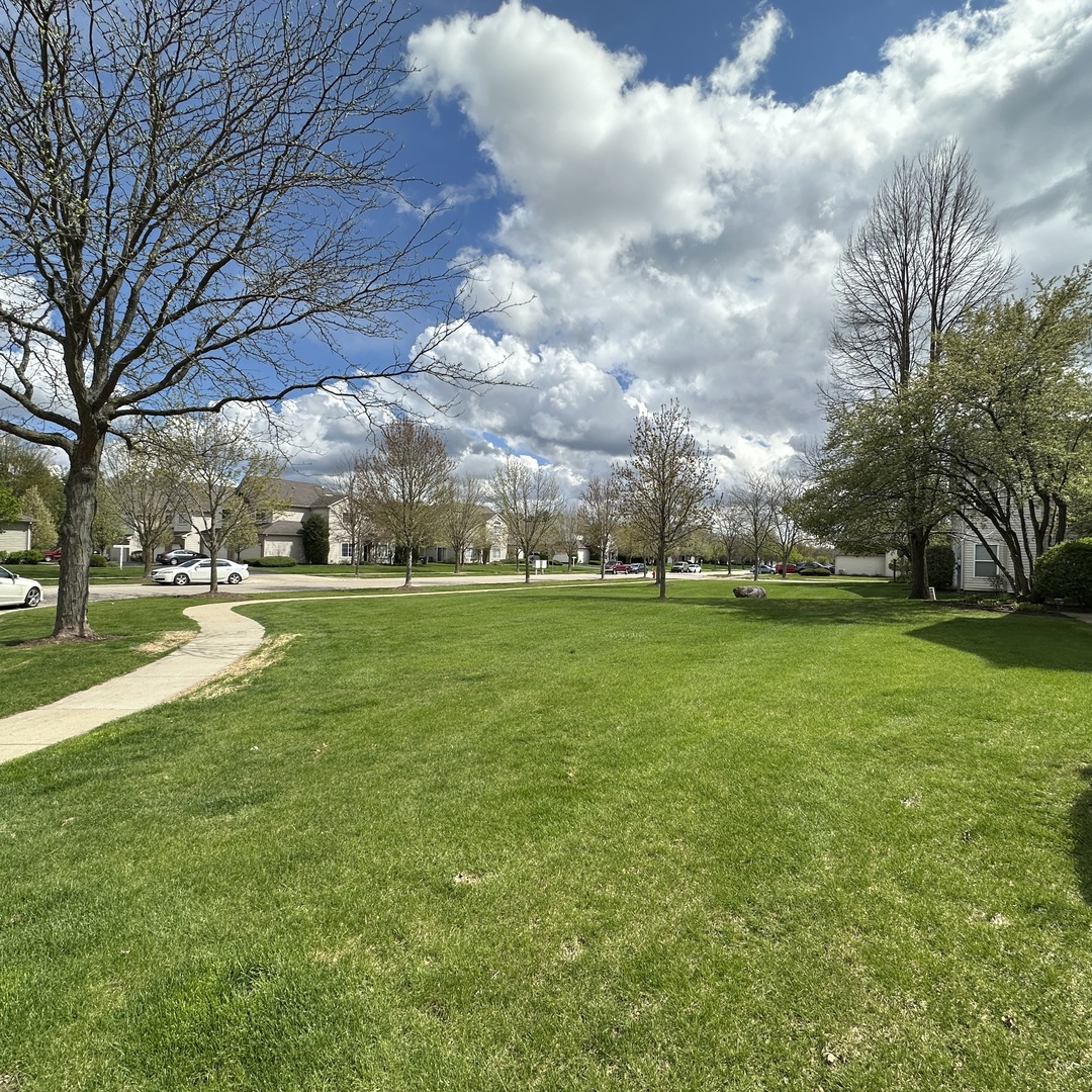 3503 Blue Ridge Court #3503, Carpentersville, IL 60110