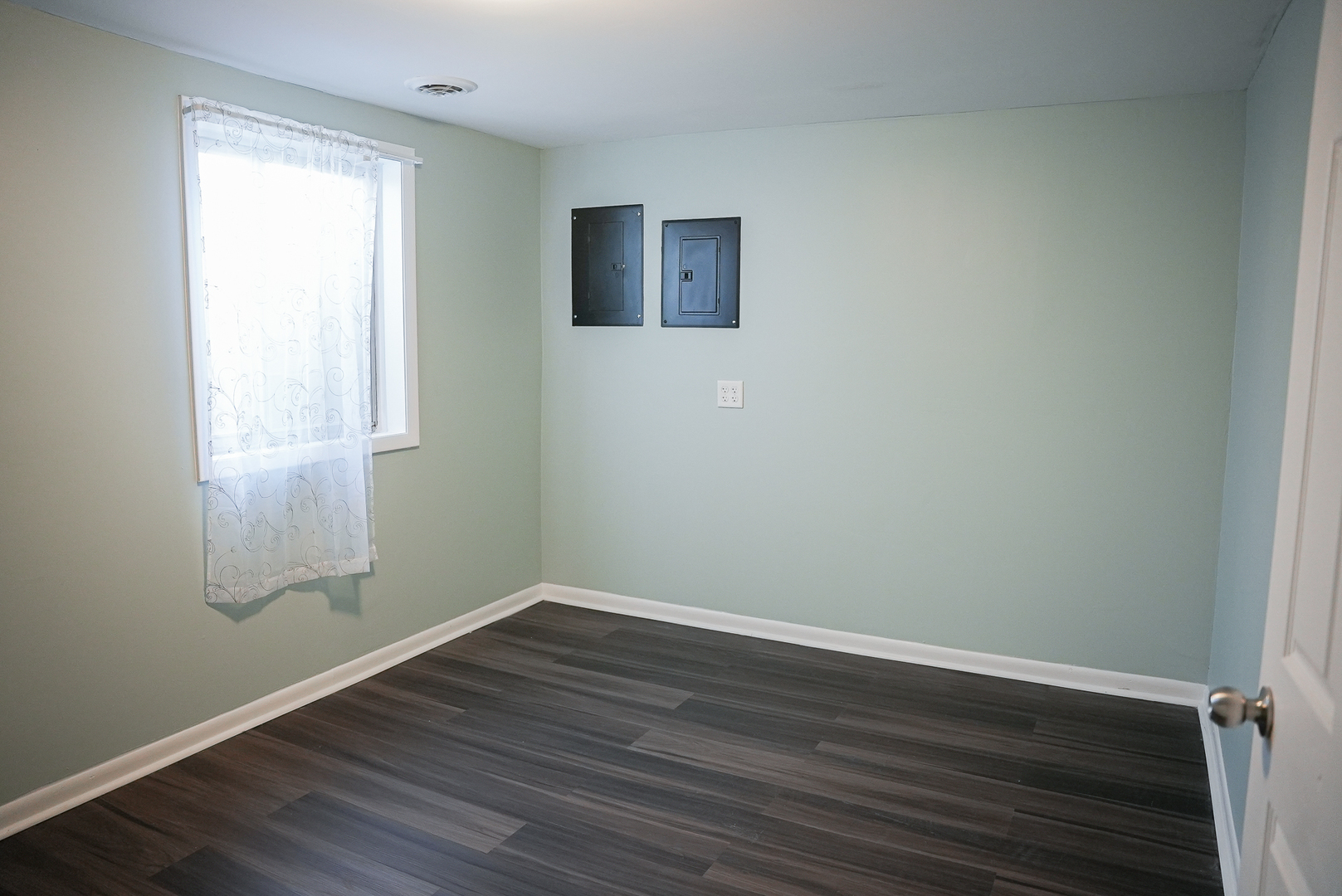 7 Gladys Court, South Elgin, IL 60177