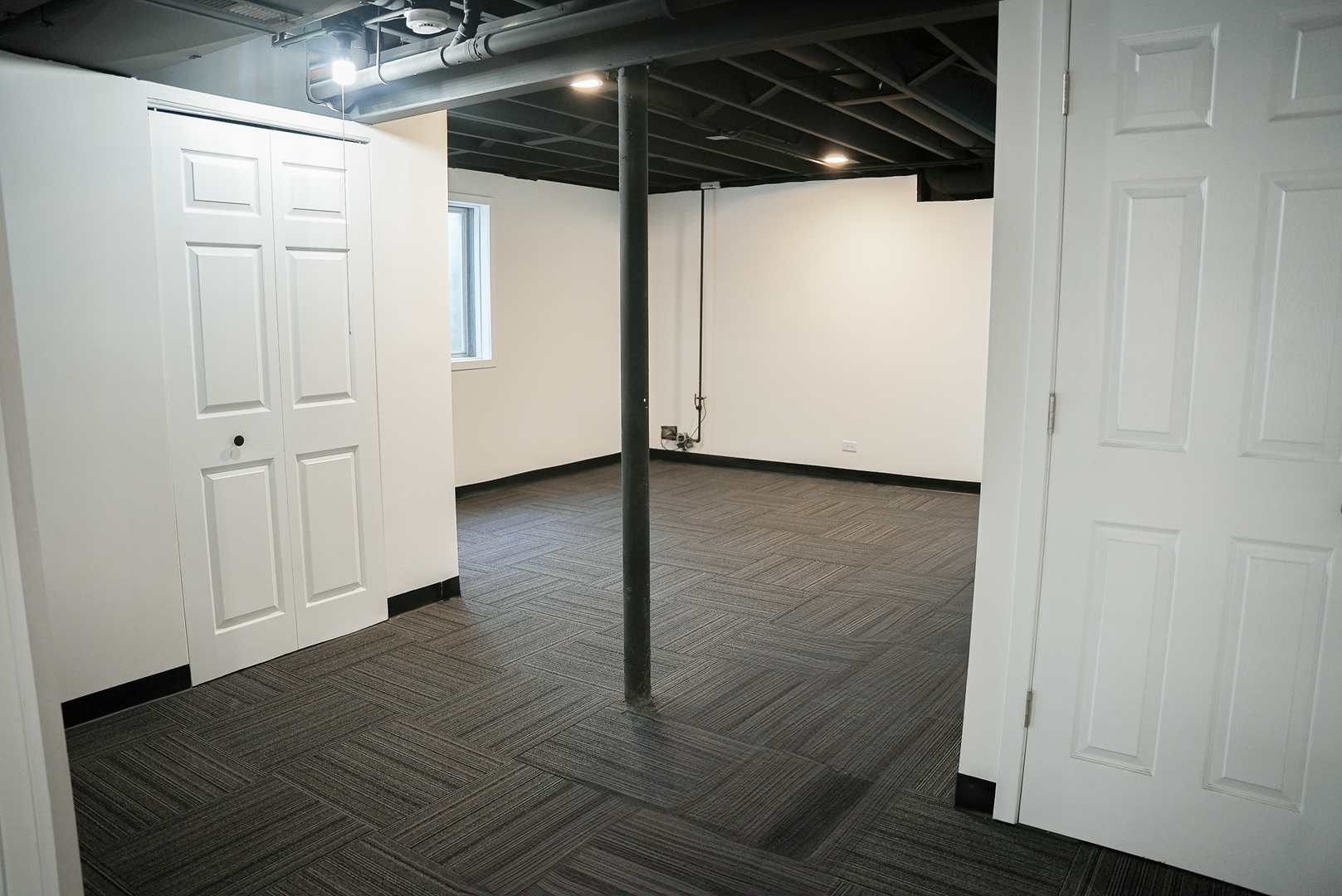 7 Gladys Court, South Elgin, IL 60177