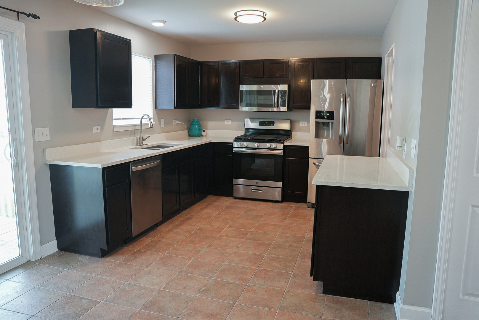 7 Gladys Court, South Elgin, IL 60177