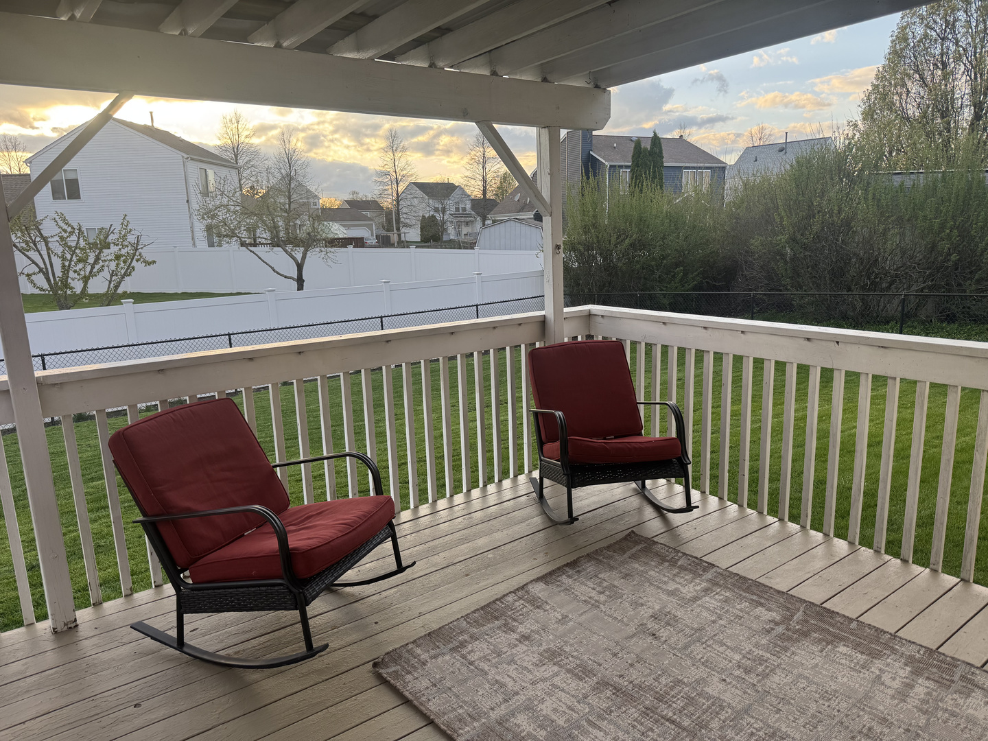 7 Gladys Court, South Elgin, IL 60177