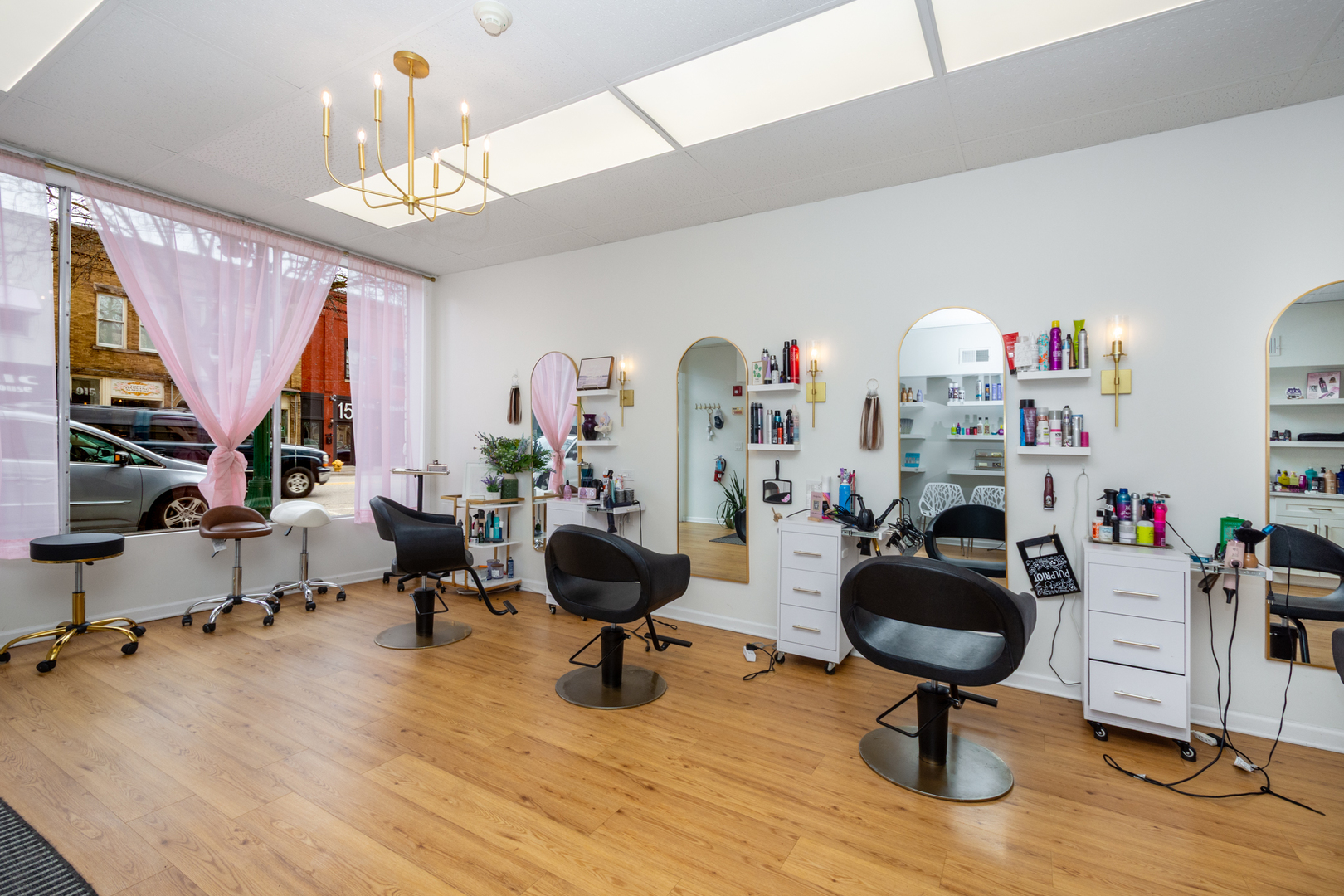 912 Main Street, Antioch, IL 60002