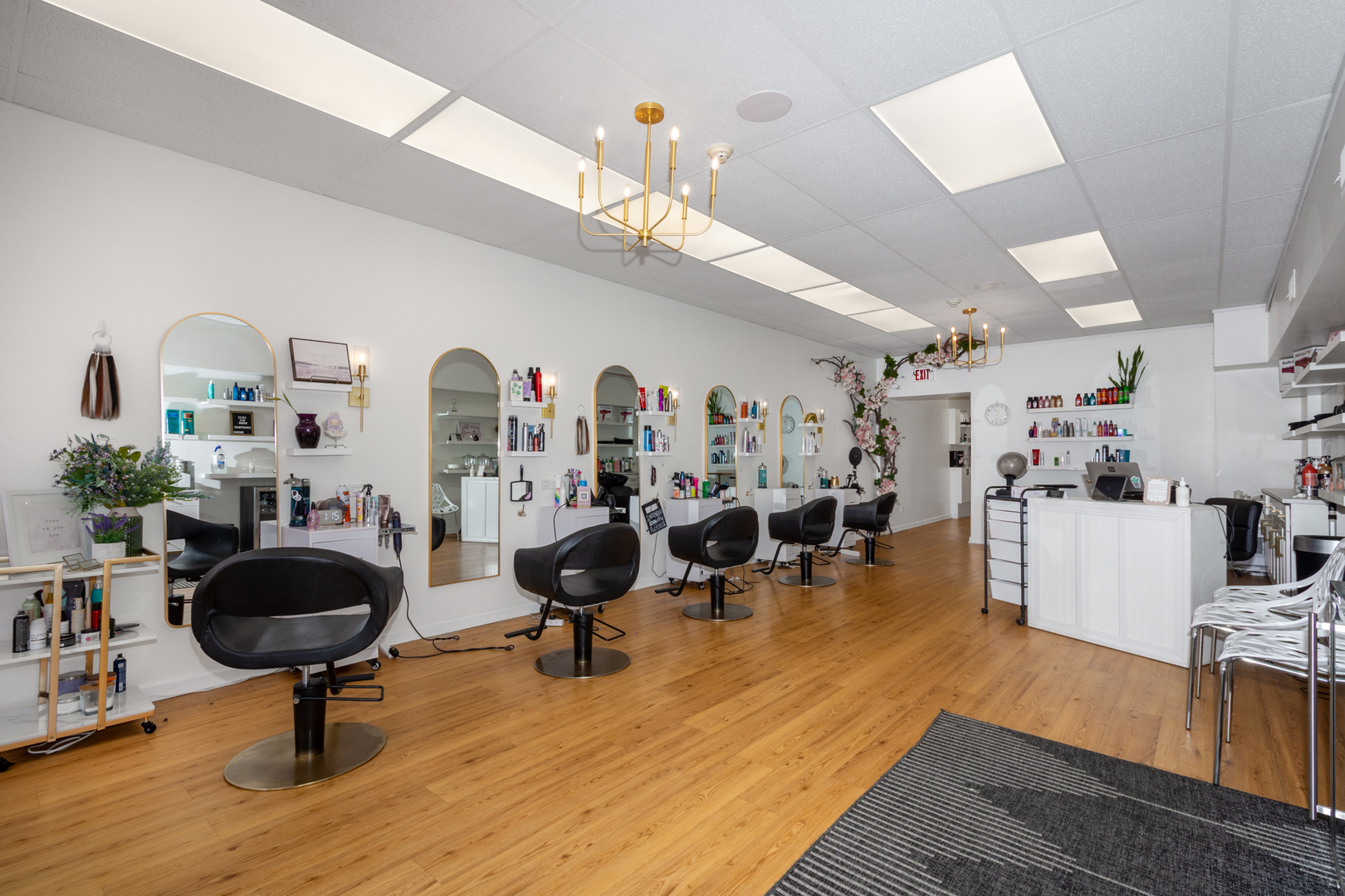 912 Main Street, Antioch, IL 60002