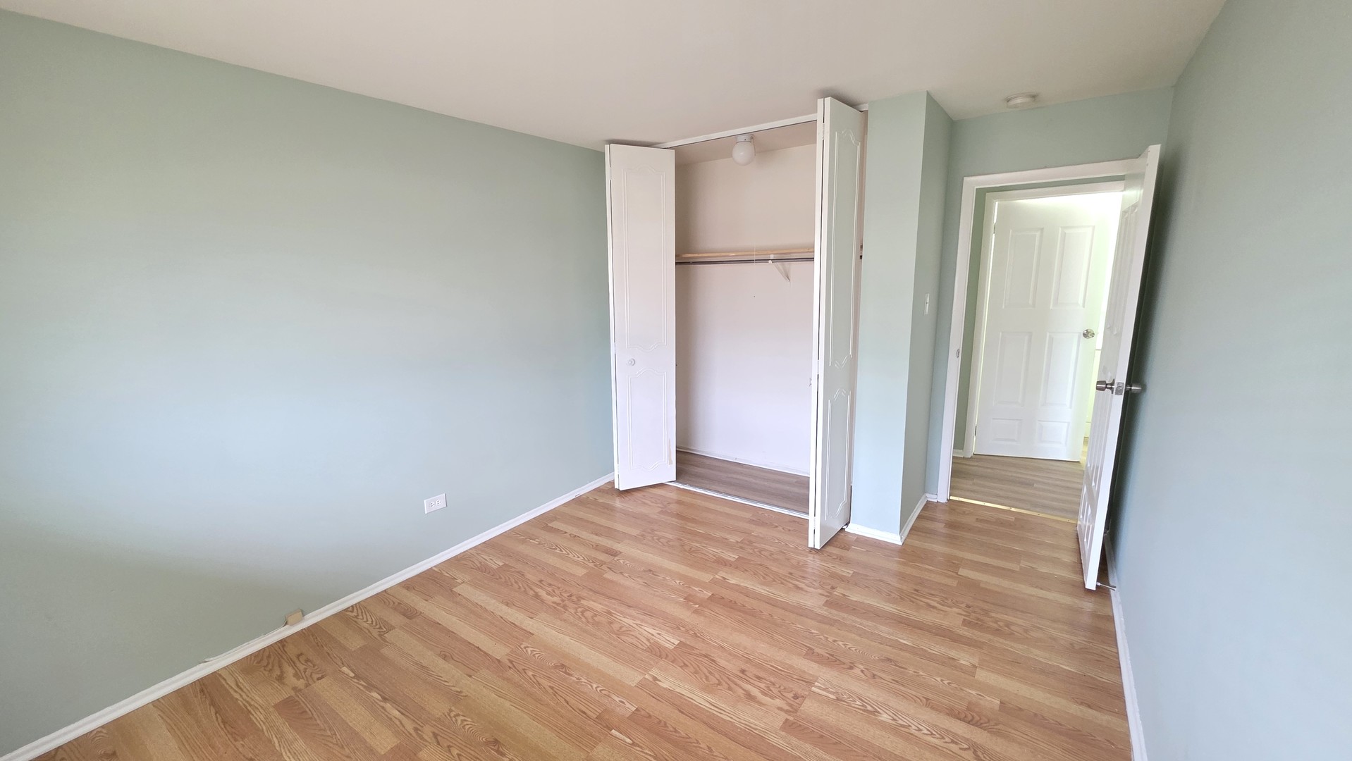 1557 Jill Court #206, Glendale Heights, IL 60139