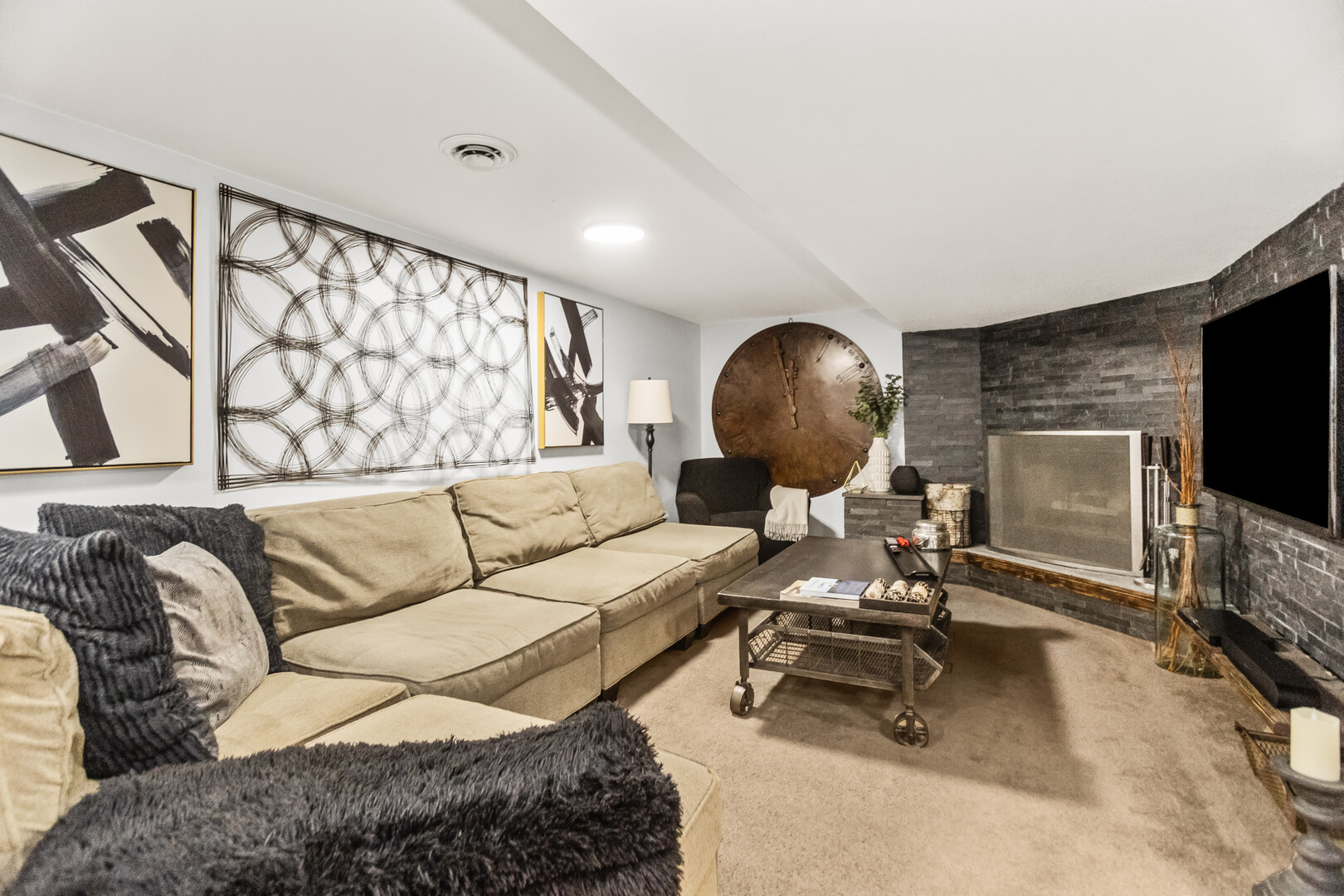 3923 W 106th Street, Chicago, IL 60638