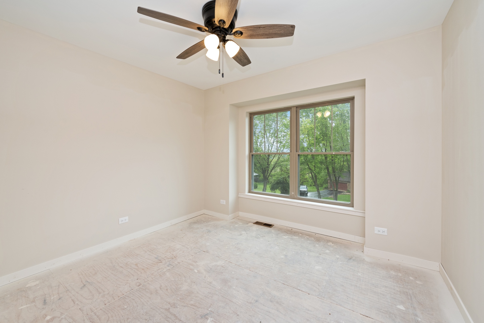 1979 Red Oak Lane, Spring Grove, IL 60081