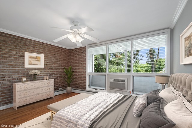 620 S Hough Street #K, Barrington, IL 60010