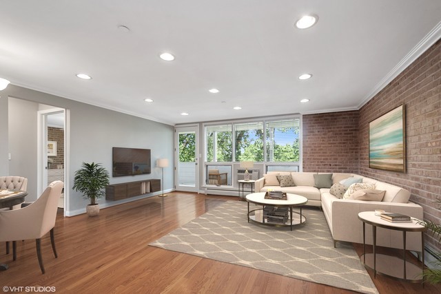 620 S Hough Street #K, Barrington, IL 60010