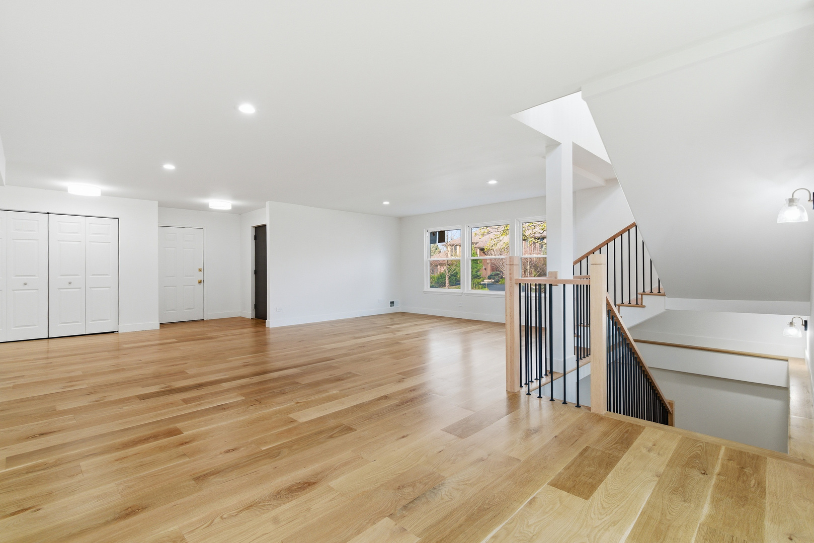 48 Birchwood Avenue, Deerfield, IL 60015