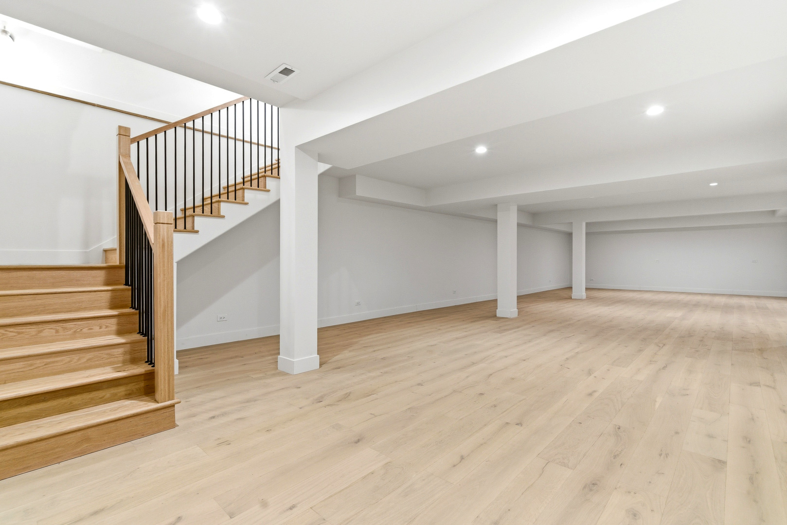 48 Birchwood Avenue, Deerfield, IL 60015