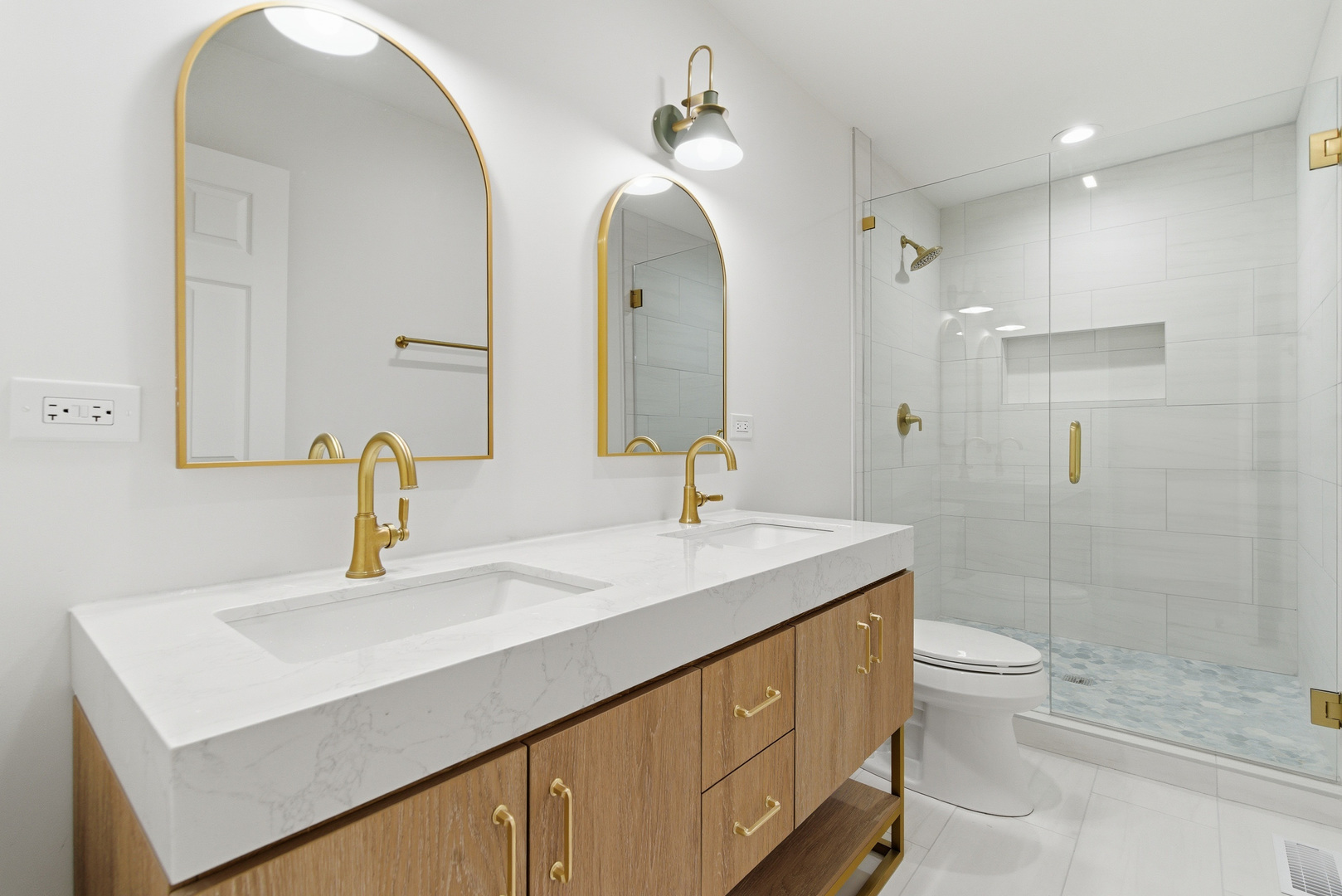 48 Birchwood Avenue, Deerfield, IL 60015