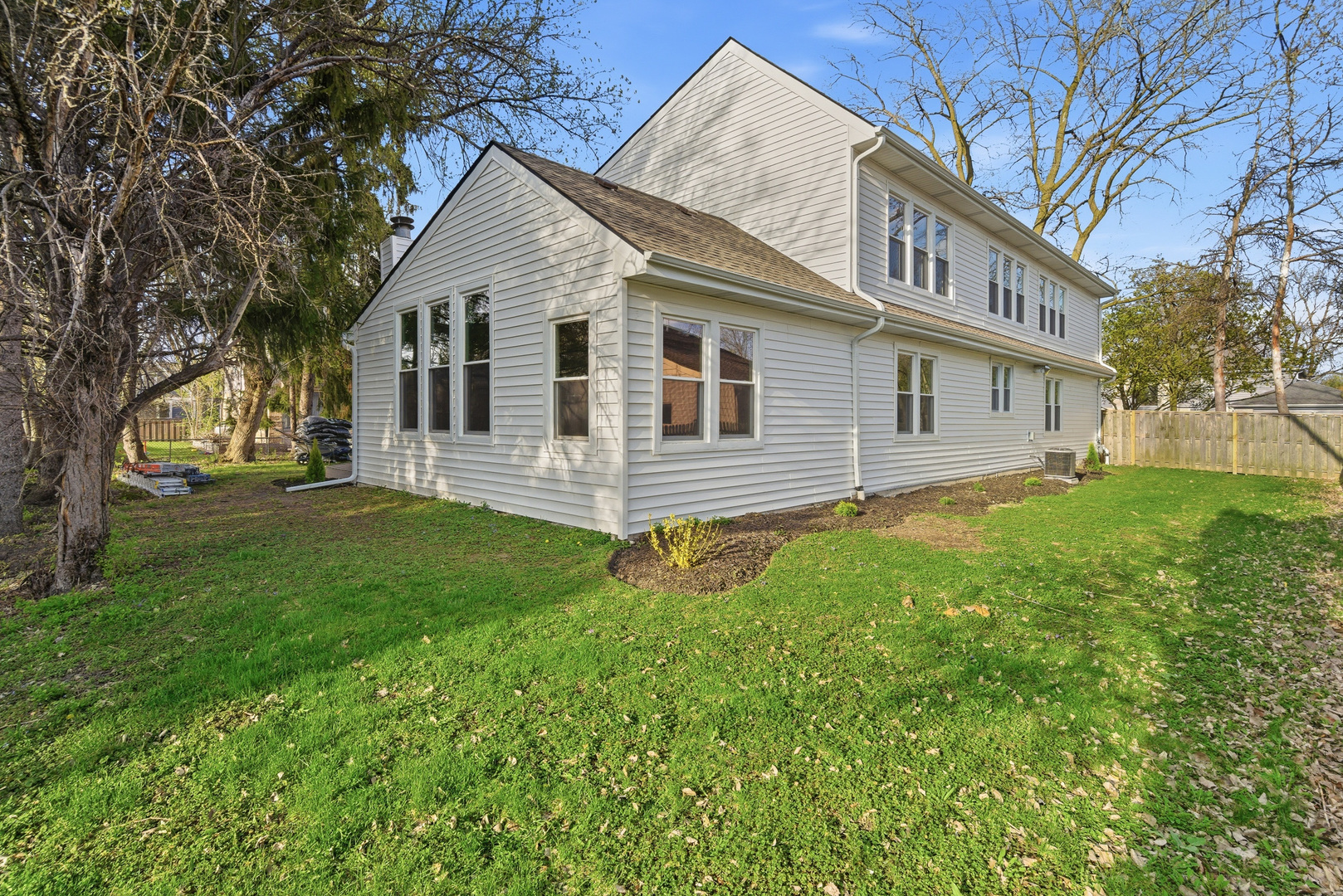 48 Birchwood Avenue, Deerfield, IL 60015