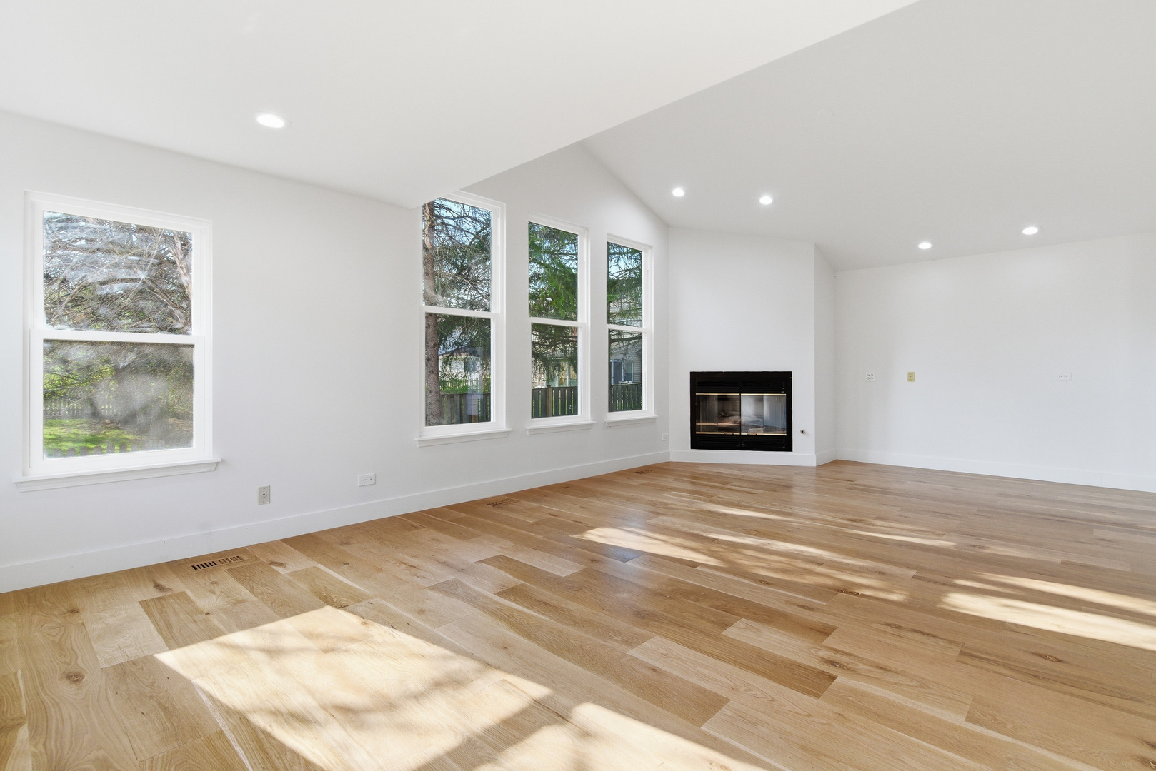 48 Birchwood Avenue, Deerfield, IL 60015