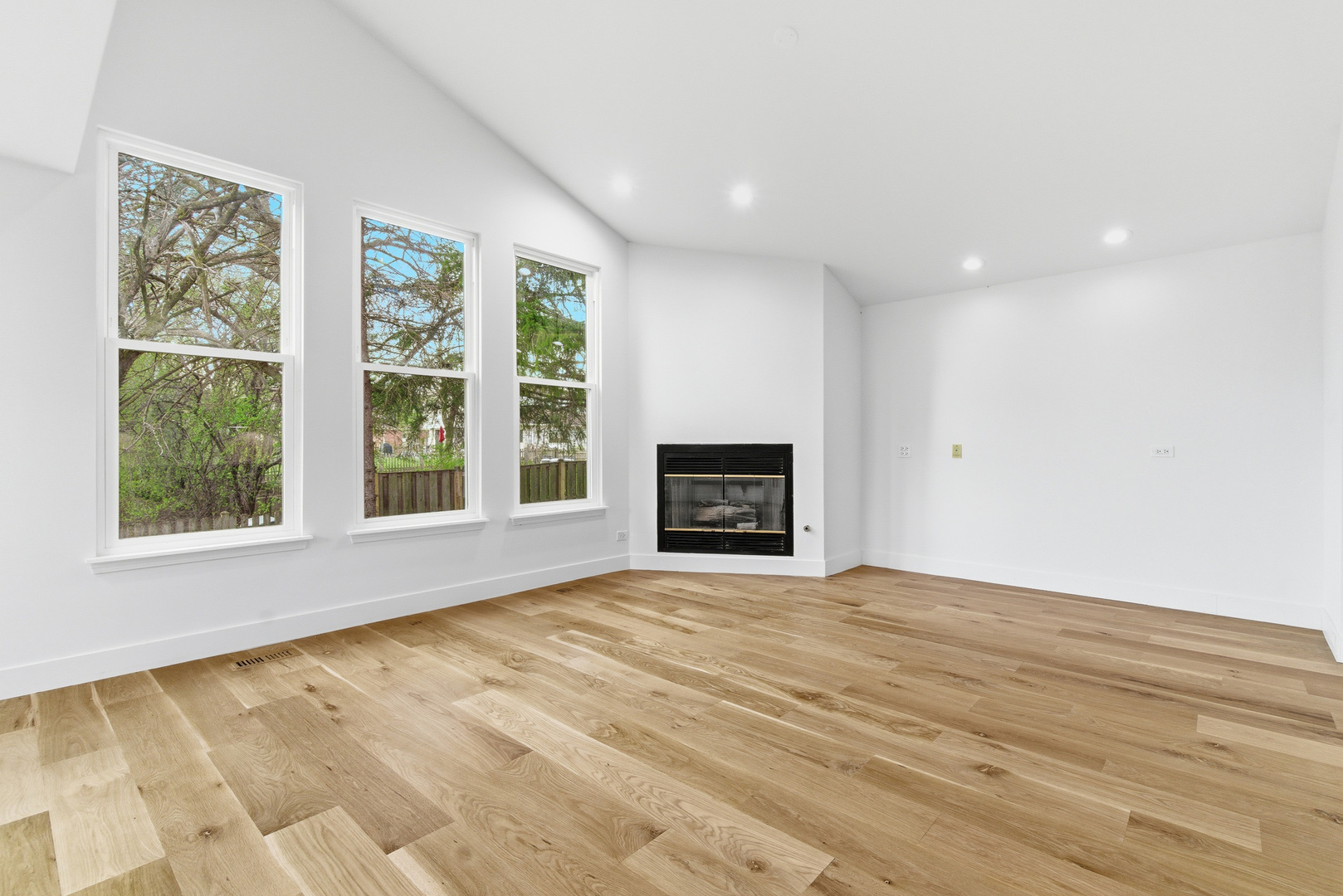 48 Birchwood Avenue, Deerfield, IL 60015