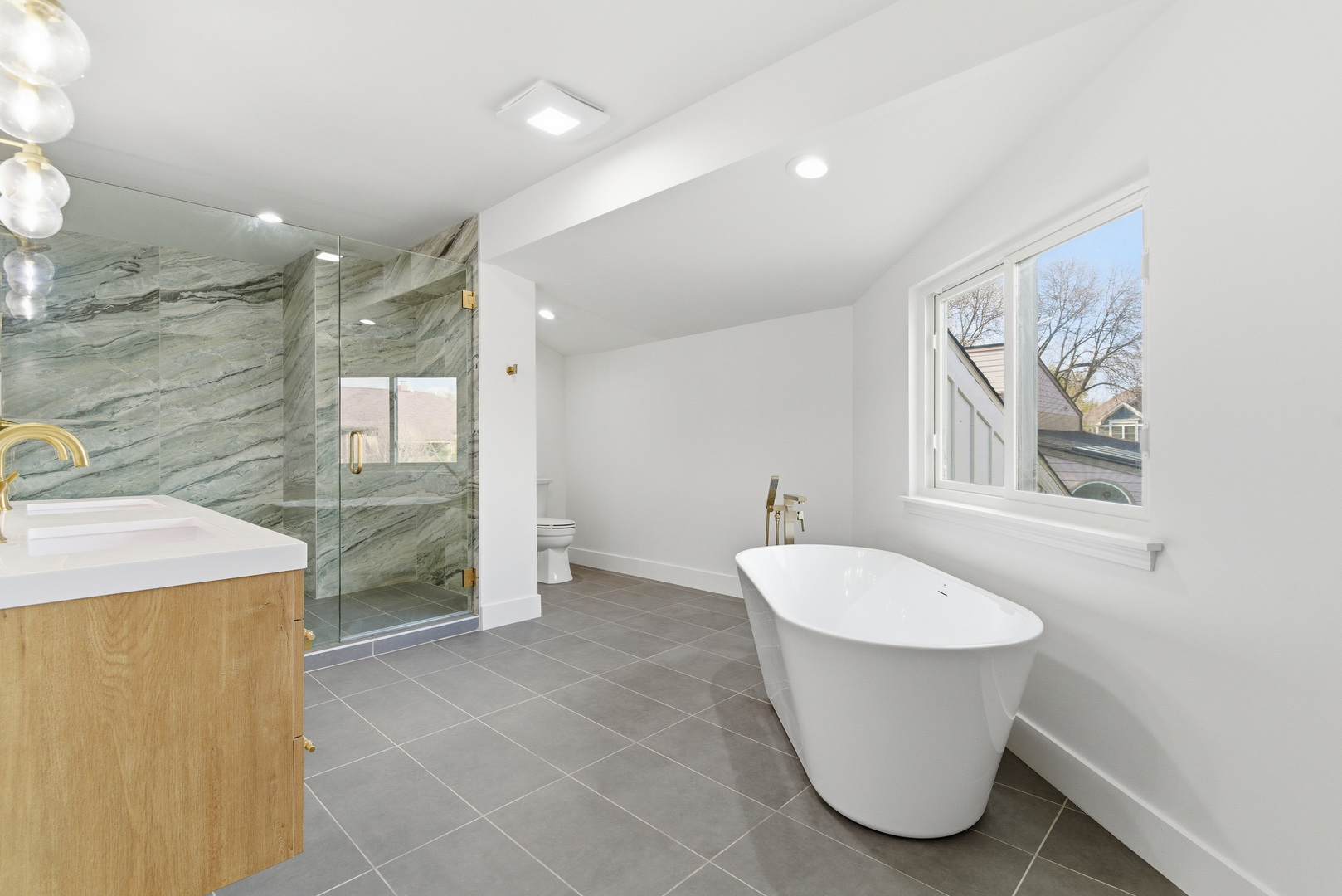 48 Birchwood Avenue, Deerfield, IL 60015