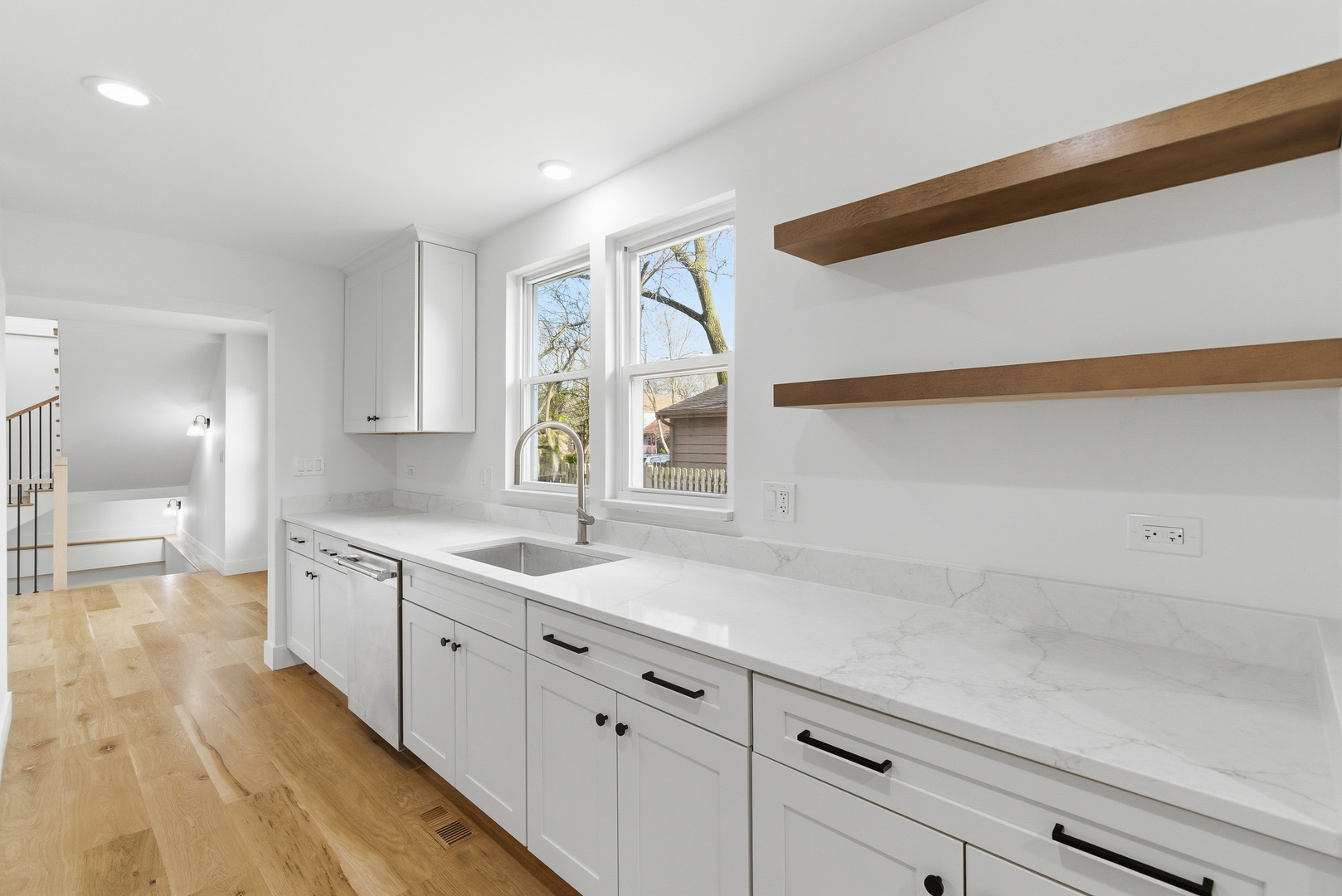 48 Birchwood Avenue, Deerfield, IL 60015