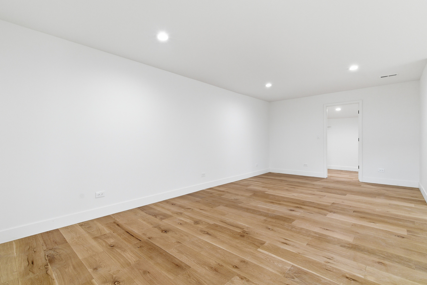 48 Birchwood Avenue, Deerfield, IL 60015