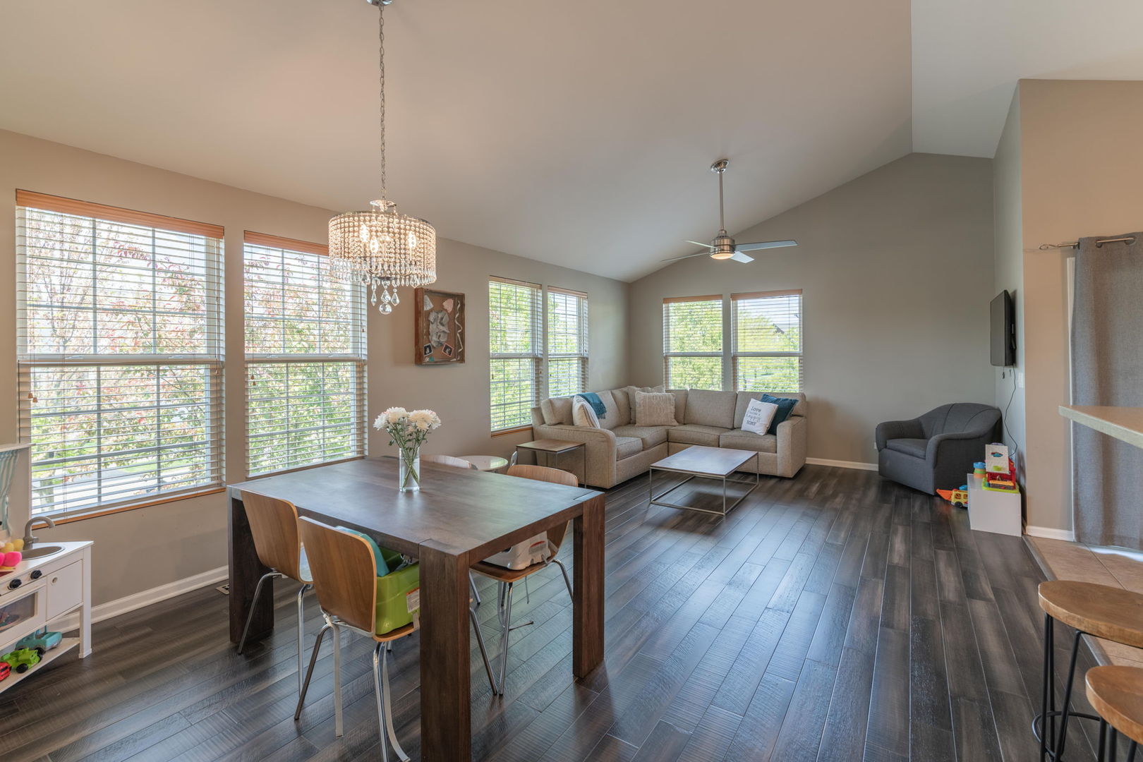 472 Valentine Way #472, Oswego, IL 60543