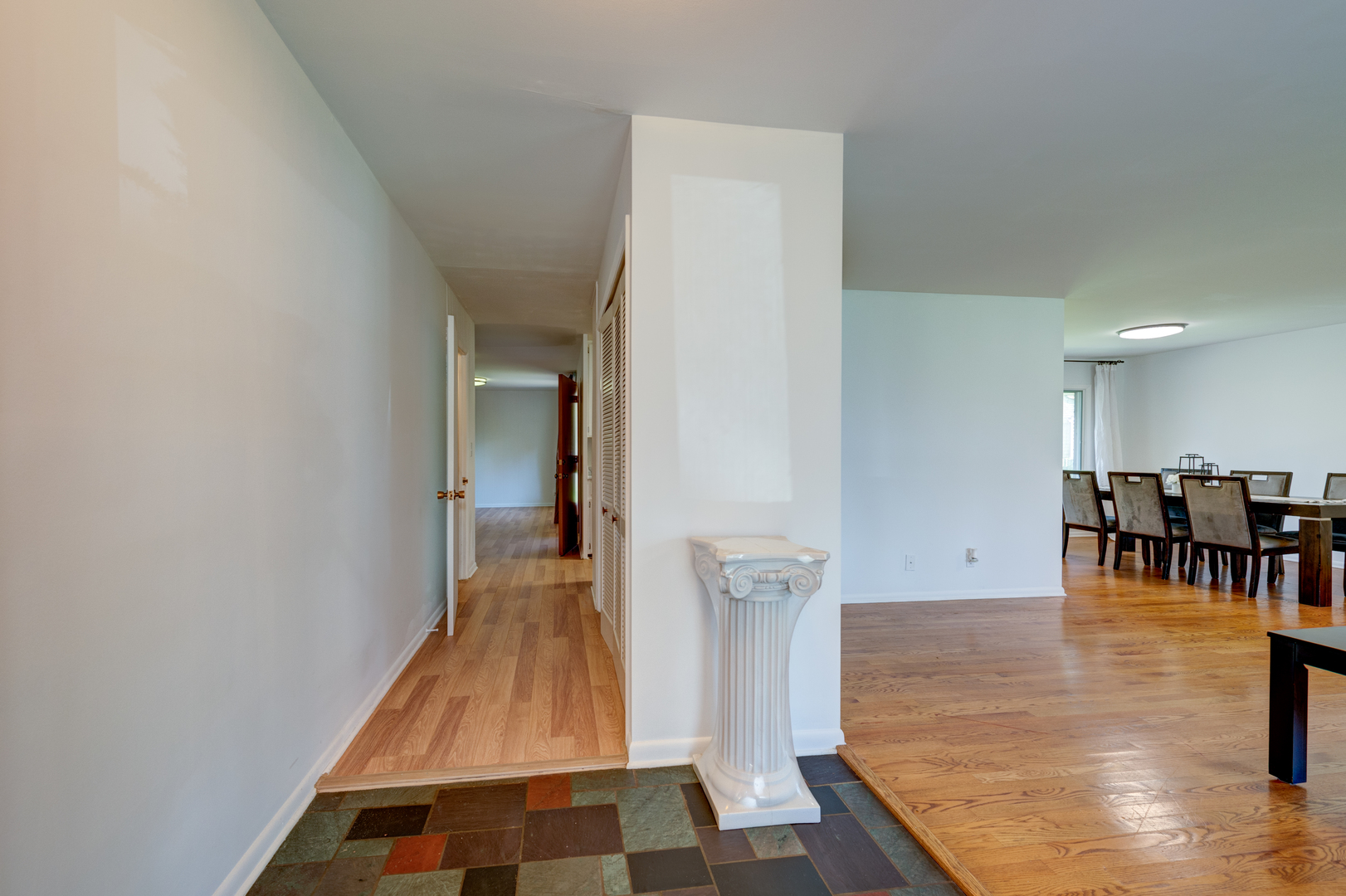 400 Becking Avenue, Woodstock, IL 60098