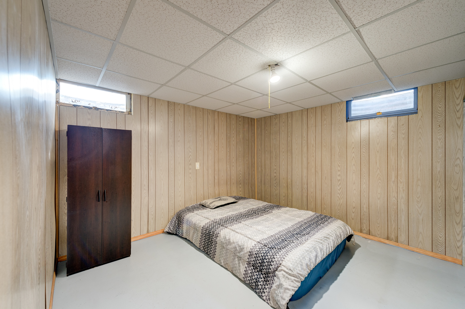 400 Becking Avenue, Woodstock, IL 60098