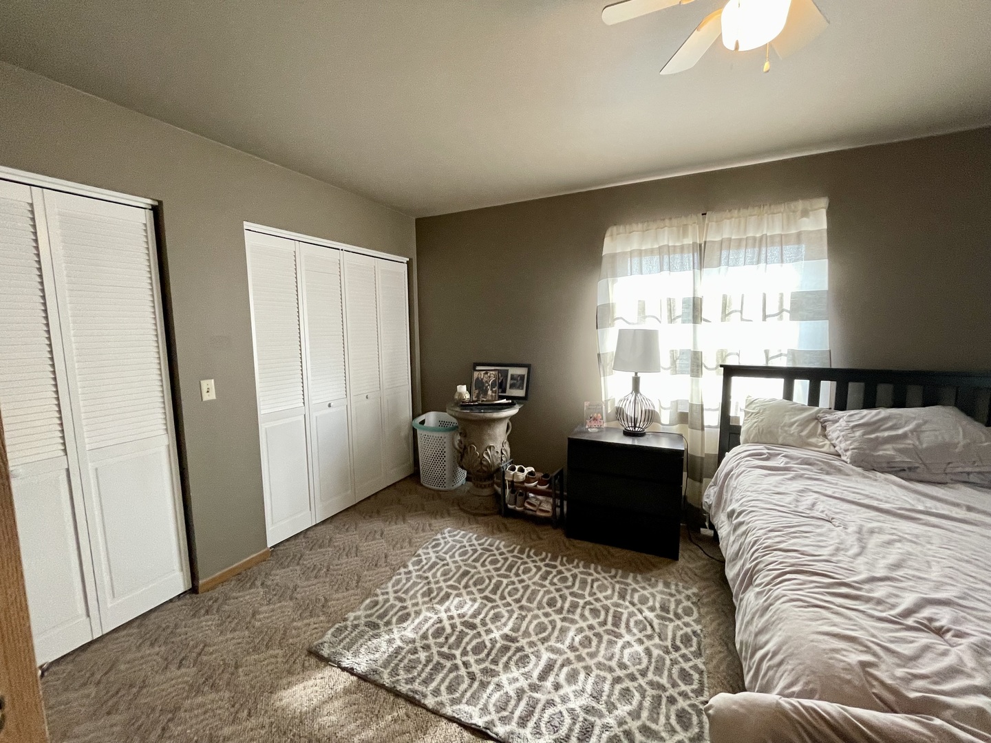 76 Washington Street #B, Oswego, IL 60543