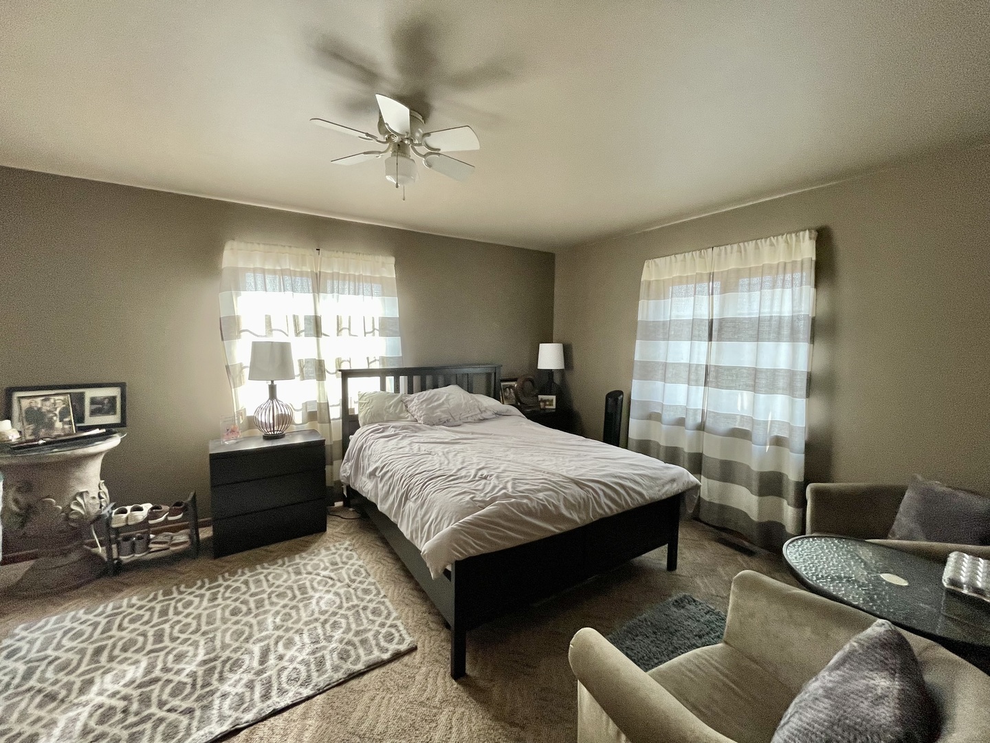 76 Washington Street #B, Oswego, IL 60543