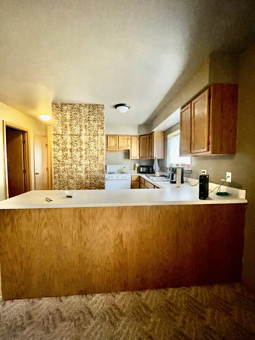 76 Washington Street #B, Oswego, IL 60543