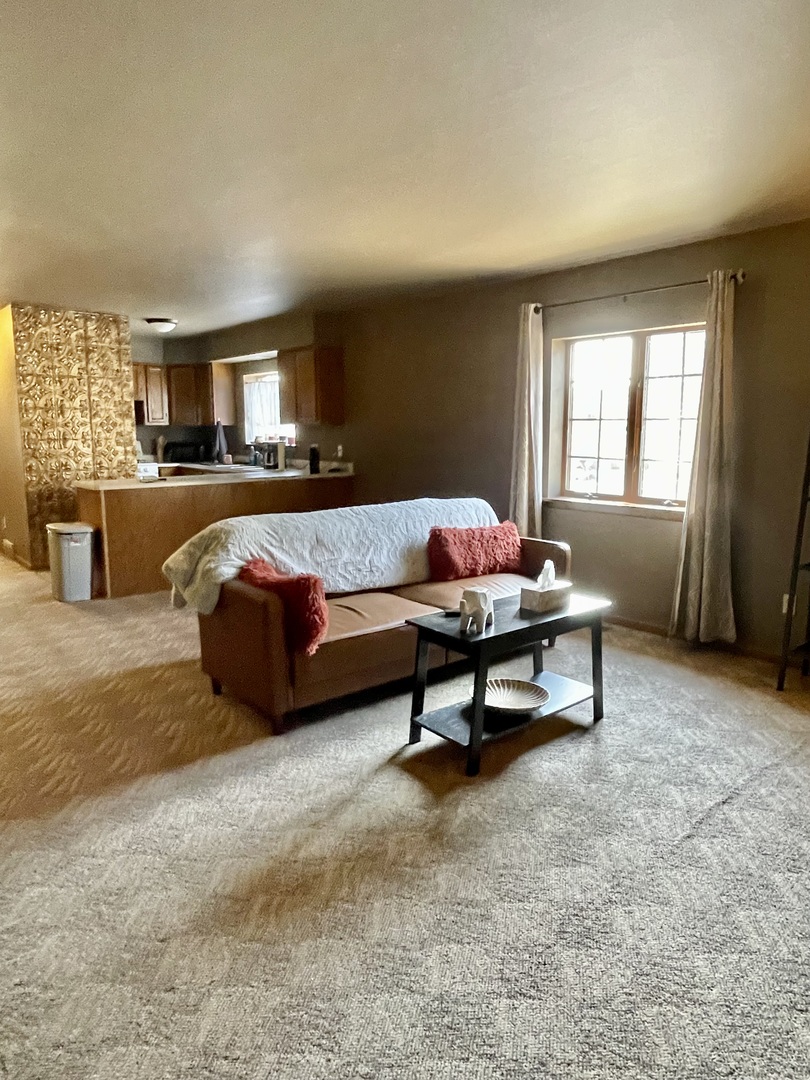 76 Washington Street #B, Oswego, IL 60543