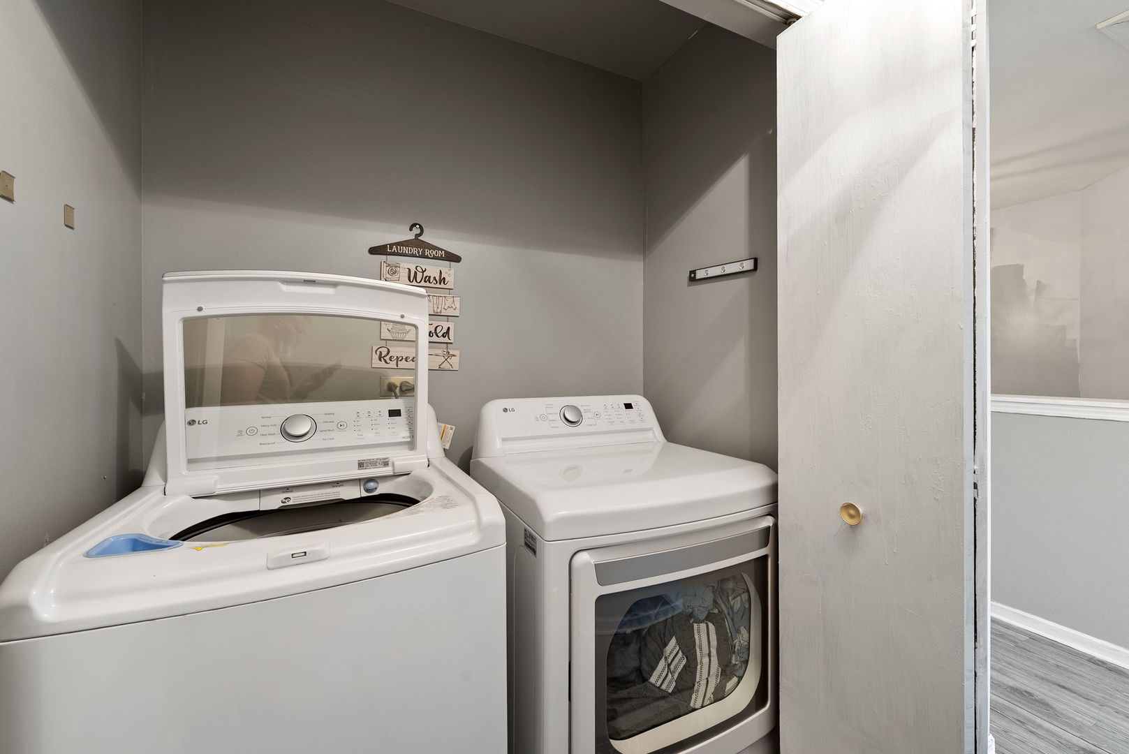 5121 Deblin Lane, Oak Lawn, IL 60453