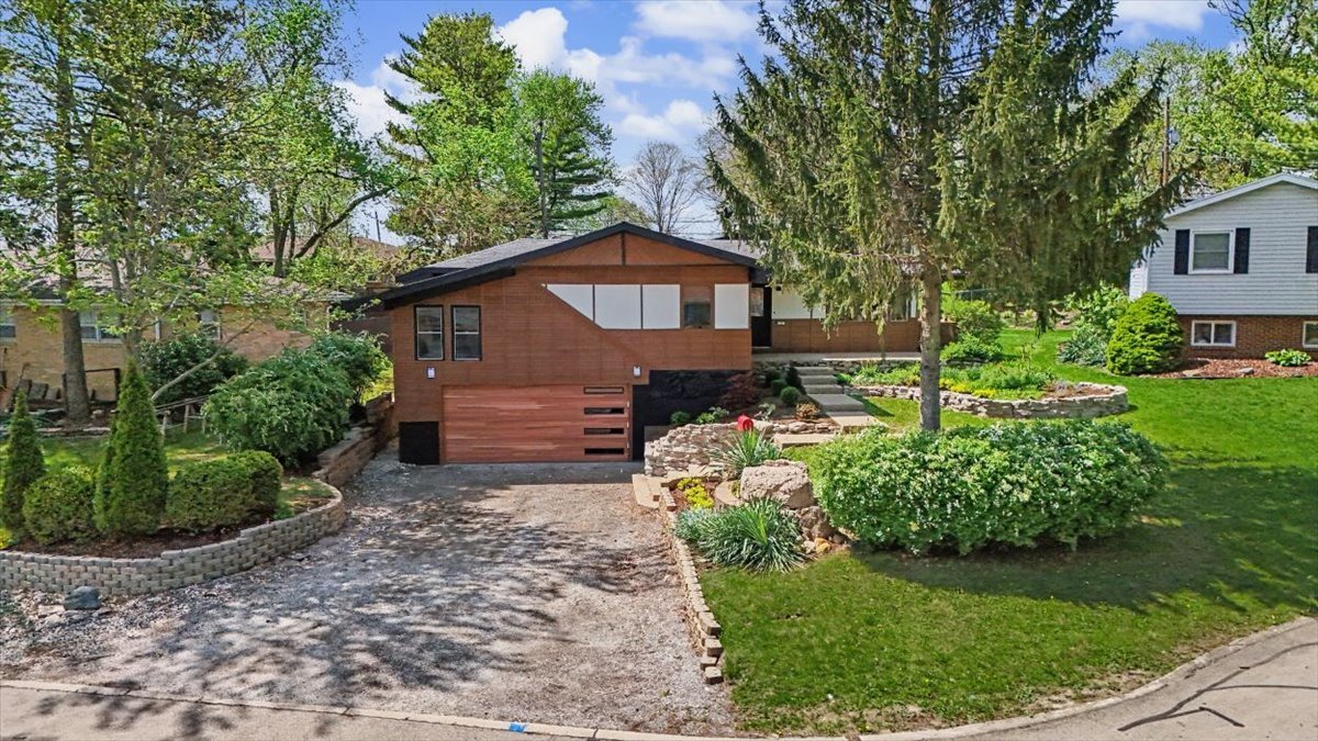 2 Walton Place, Normal, IL 61761