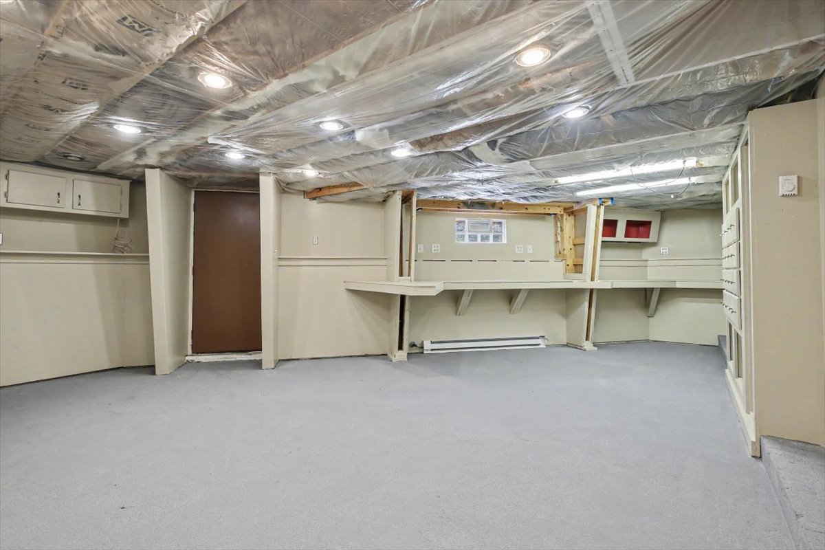 2 Walton Place, Normal, IL 61761