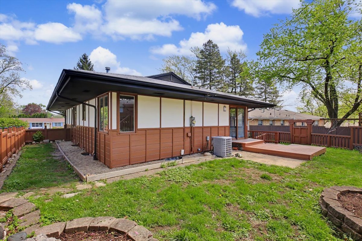 2 Walton Place, Normal, IL 61761