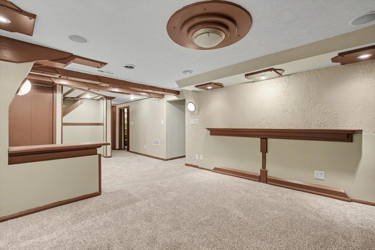 2 Walton Place, Normal, IL 61761