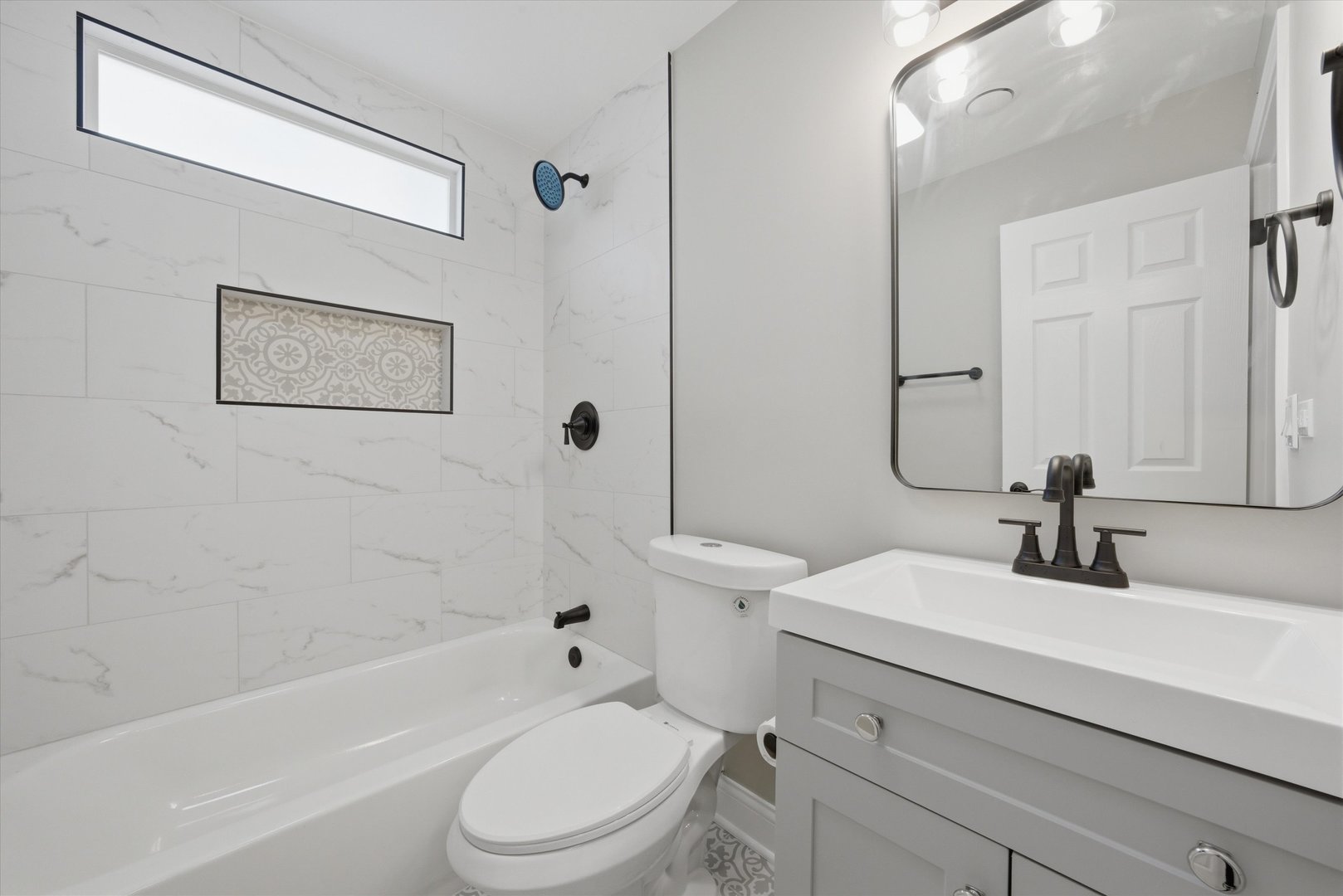 327 Fremont Avenue, Romeoville, IL 60446