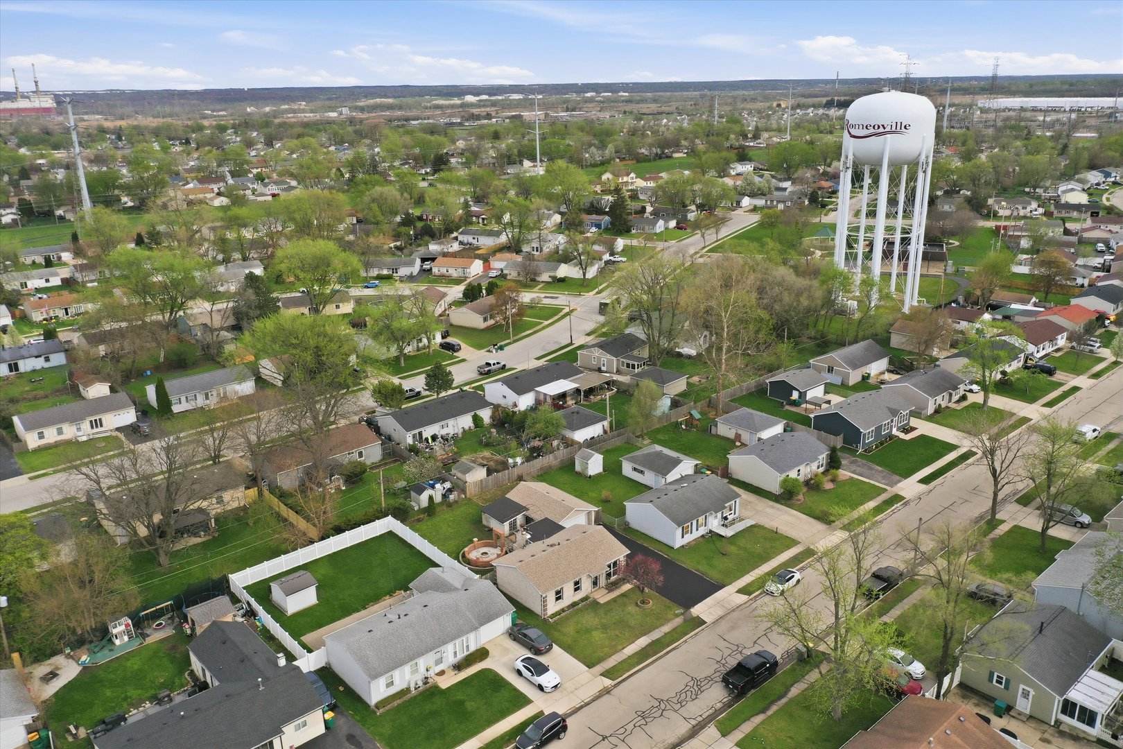 327 Fremont Avenue, Romeoville, IL 60446