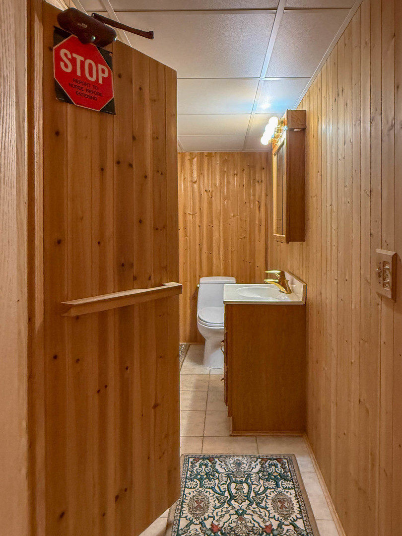 Arlington Heights, IL 60004