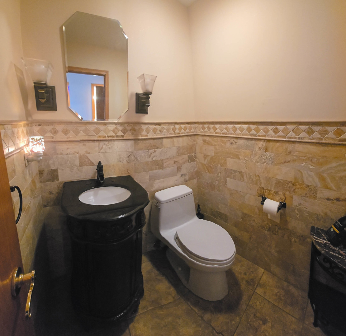 Arlington Heights, IL 60004