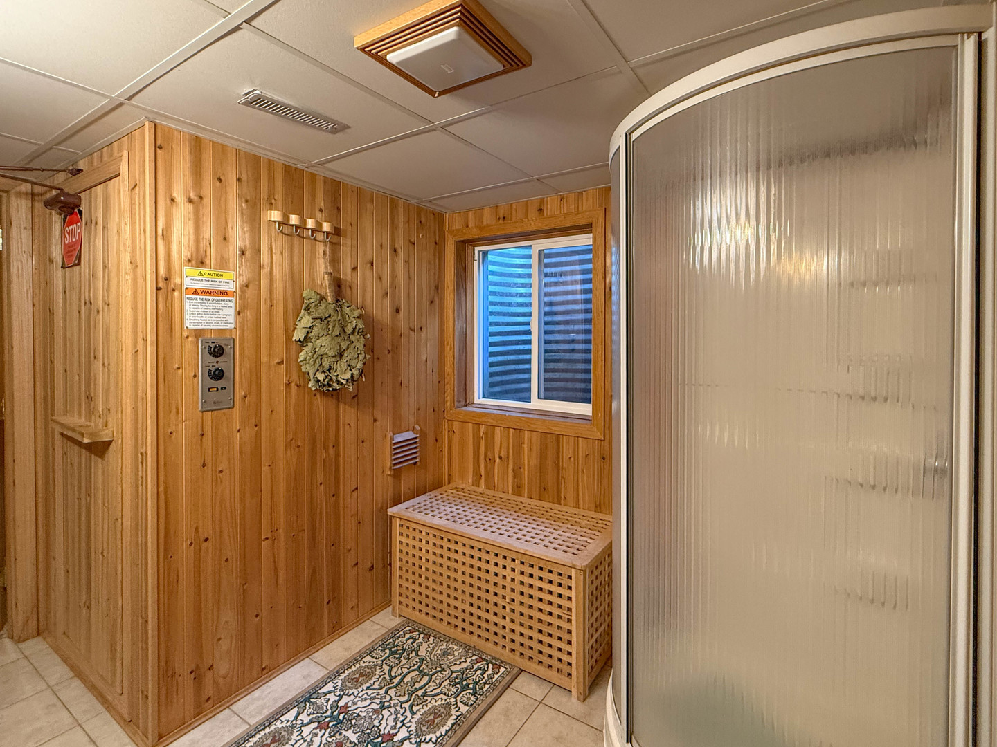 Arlington Heights, IL 60004