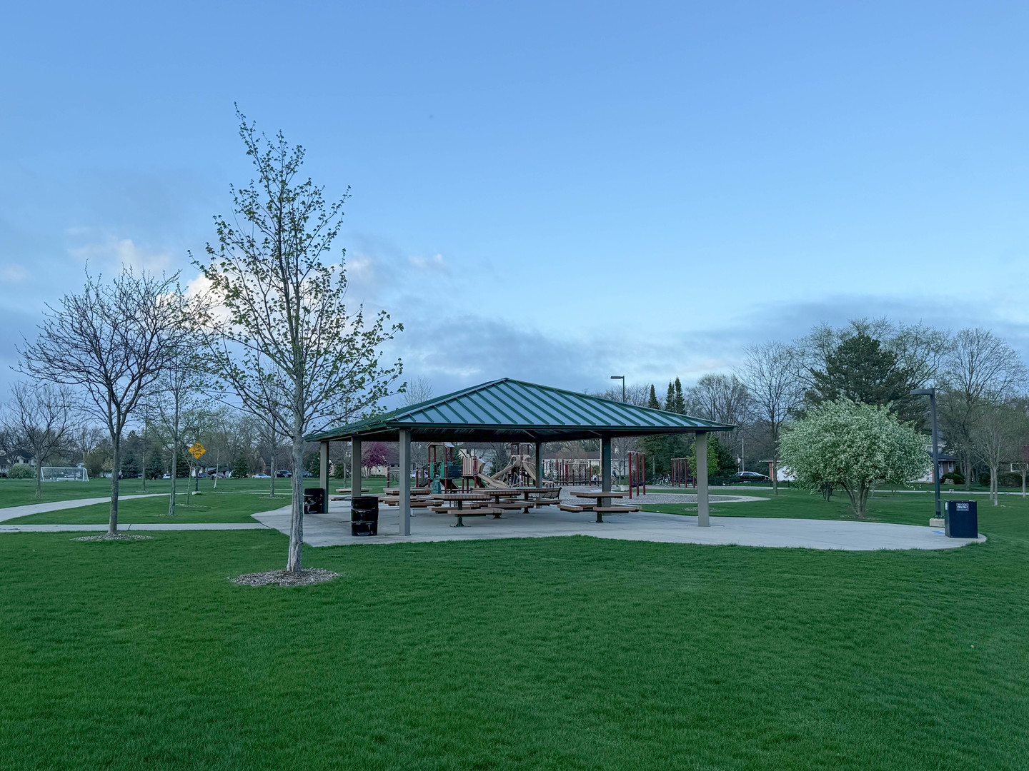 Arlington Heights, IL 60004