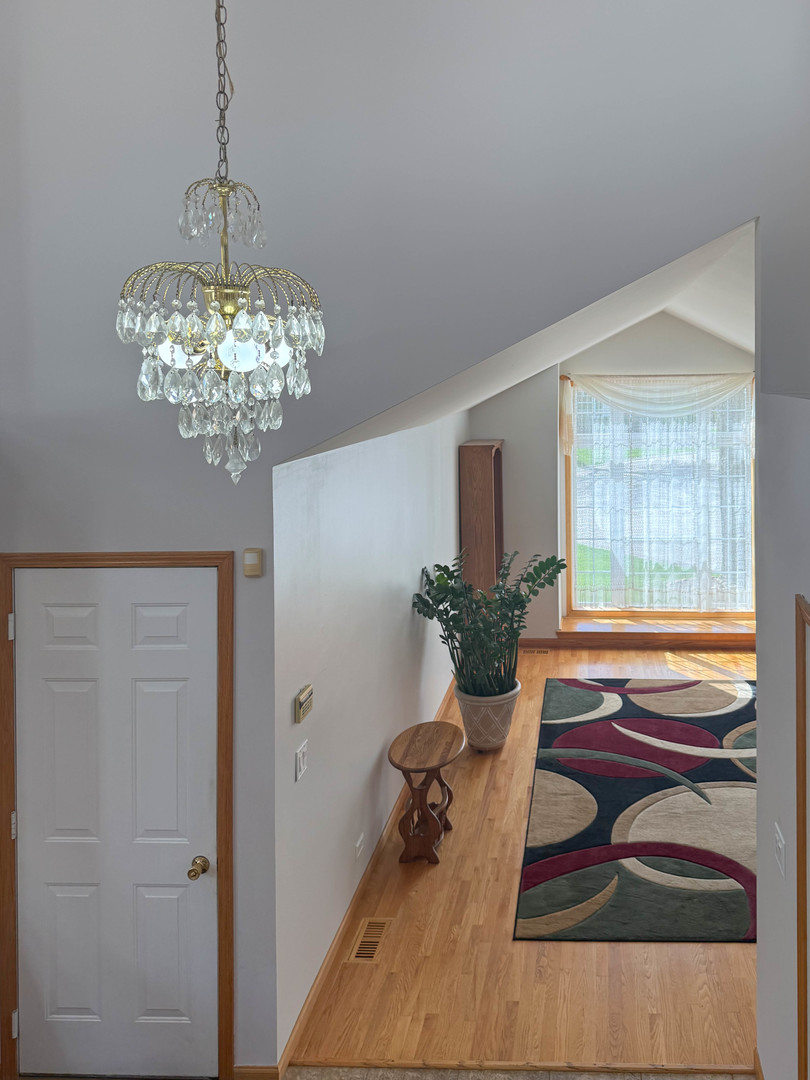 Arlington Heights, IL 60004