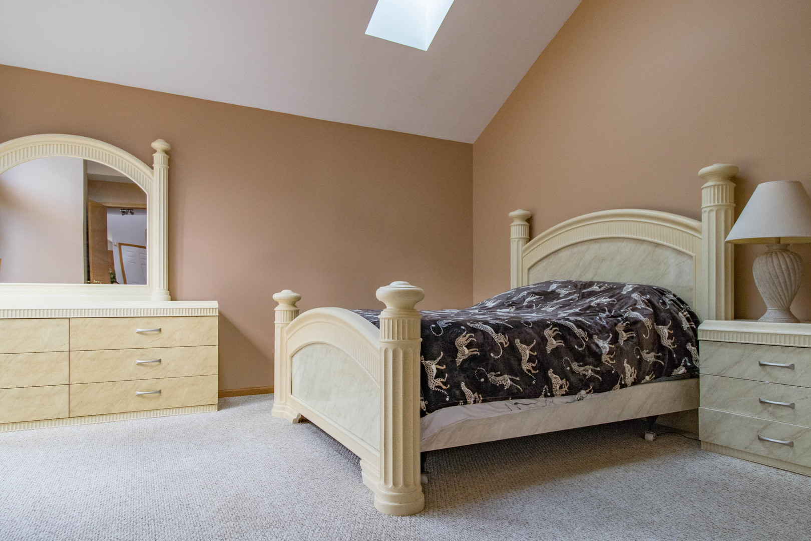 Arlington Heights, IL 60004