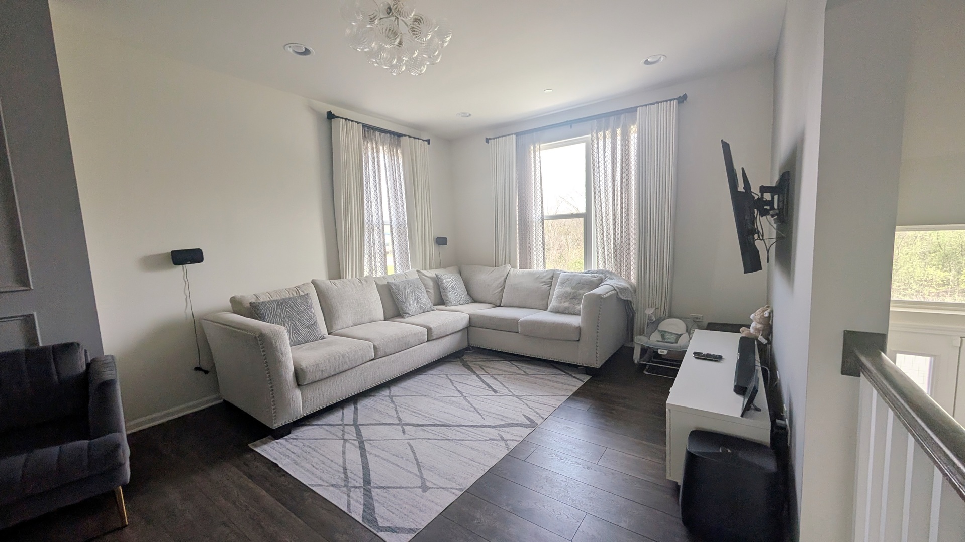 29W730 Cambridge Court #730, Warrenville, IL 60555