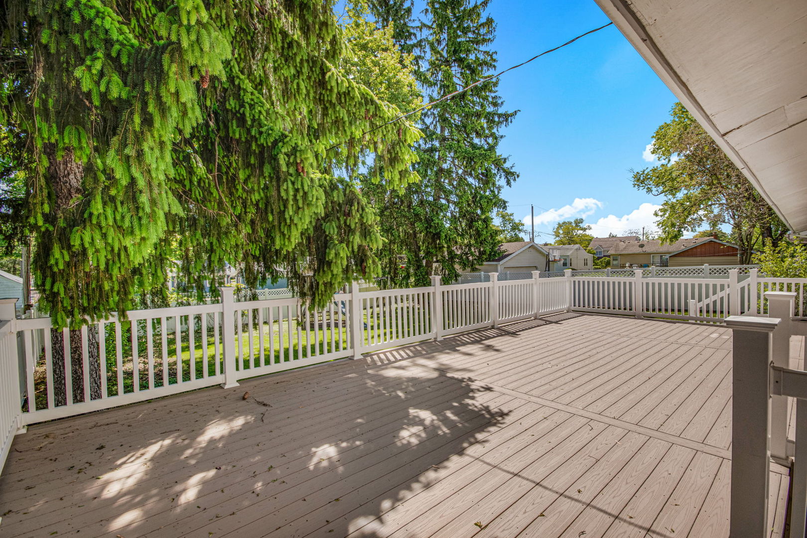 75 S 2nd Avenue, Lombard, IL 60148