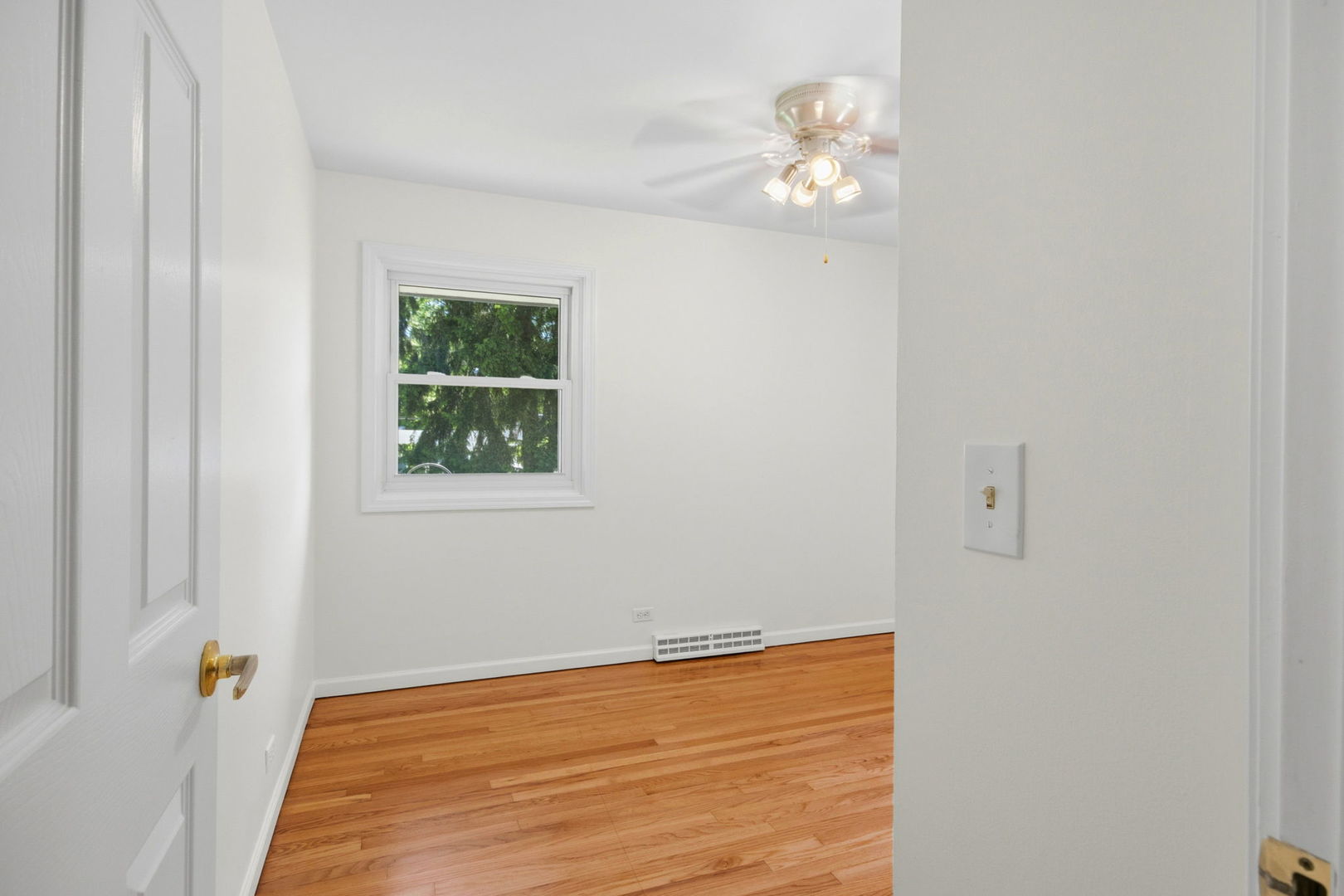 75 S 2nd Avenue, Lombard, IL 60148