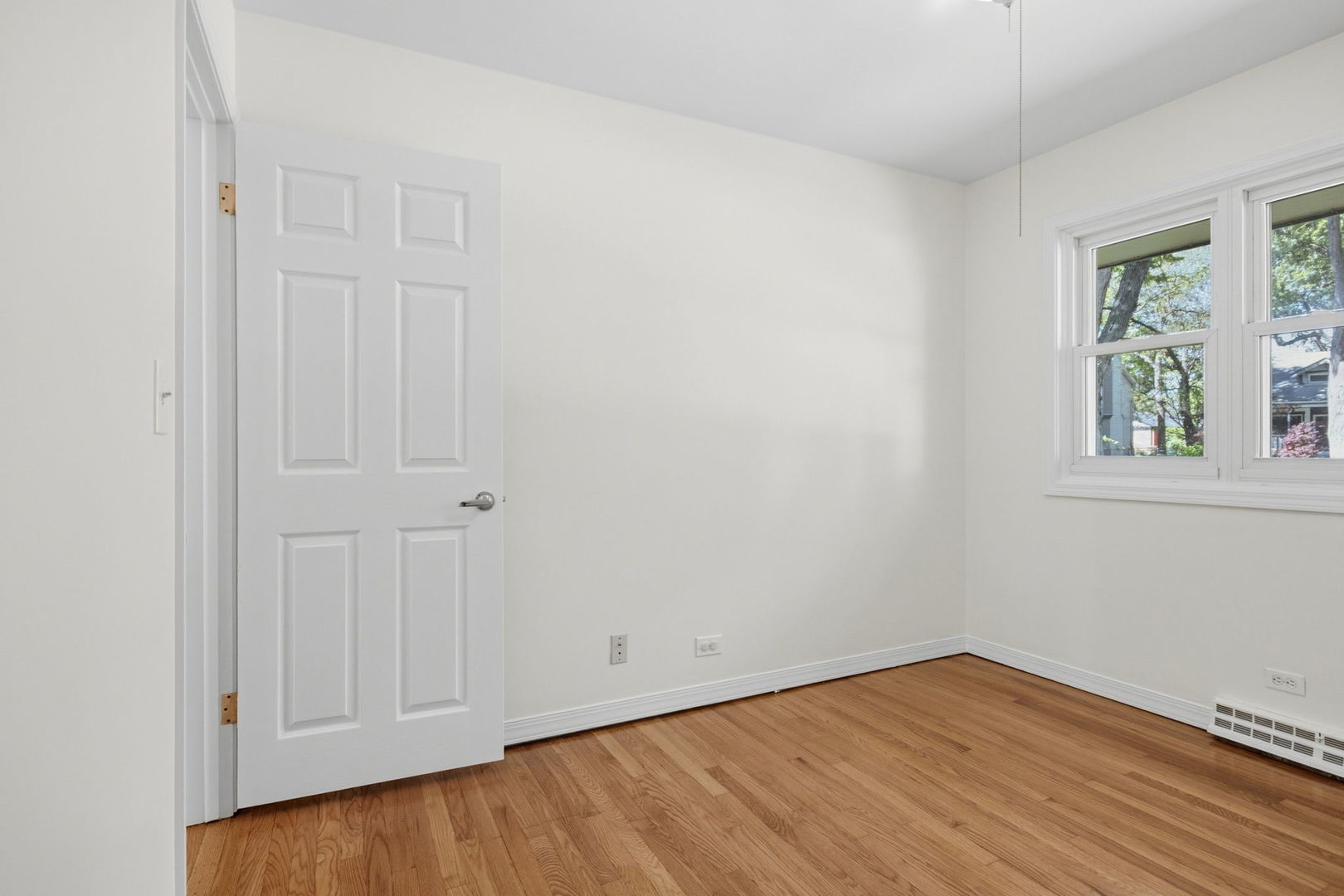 75 S 2nd Avenue, Lombard, IL 60148