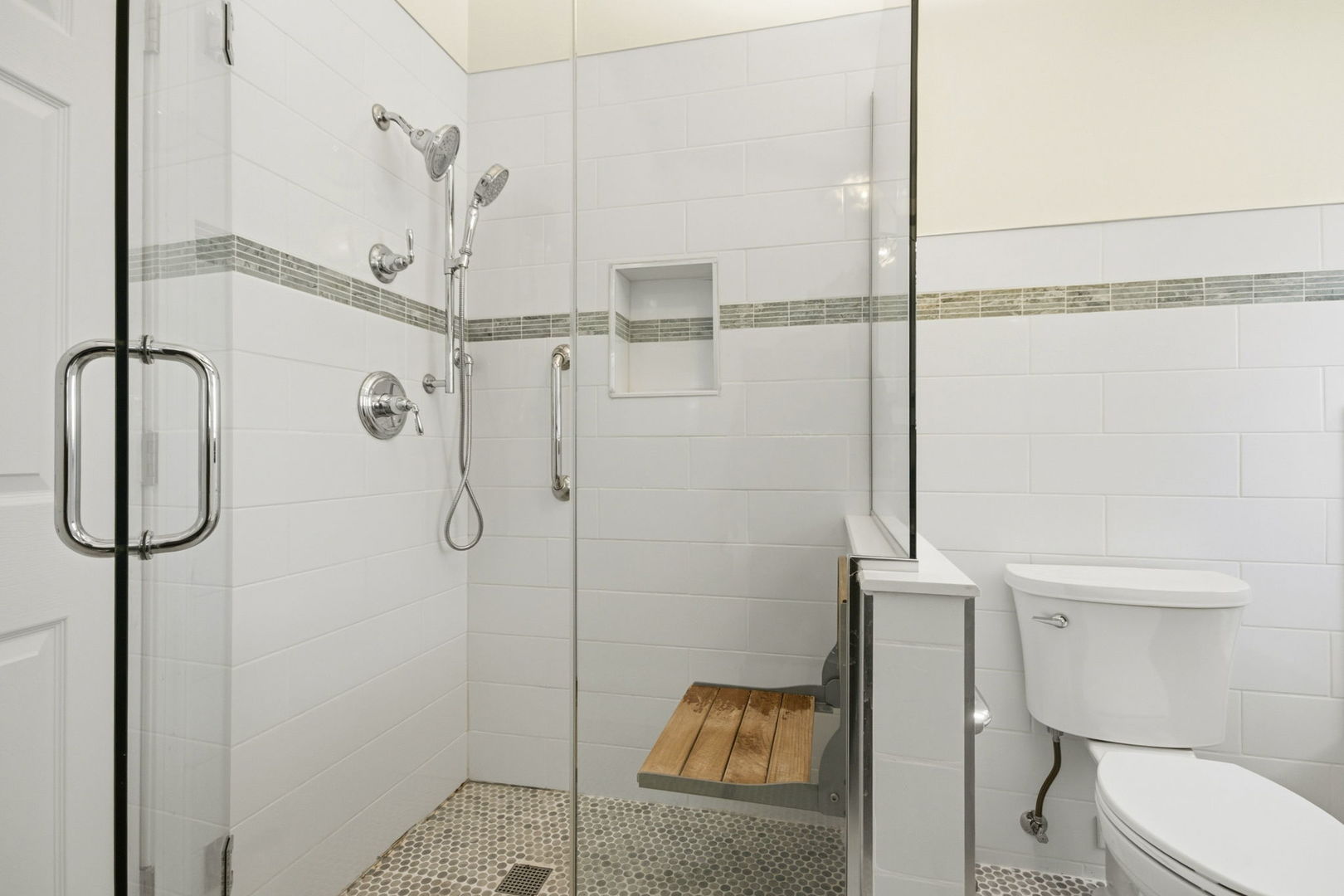 75 S 2nd Avenue, Lombard, IL 60148