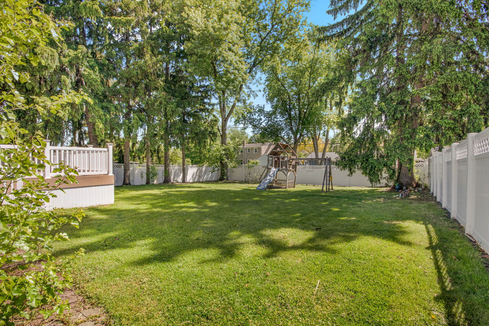 75 S 2nd Avenue, Lombard, IL 60148