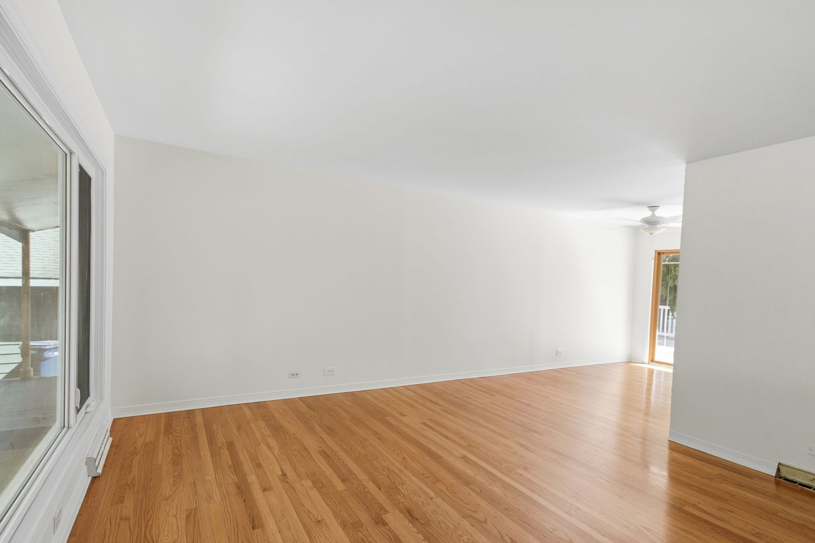 75 S 2nd Avenue, Lombard, IL 60148