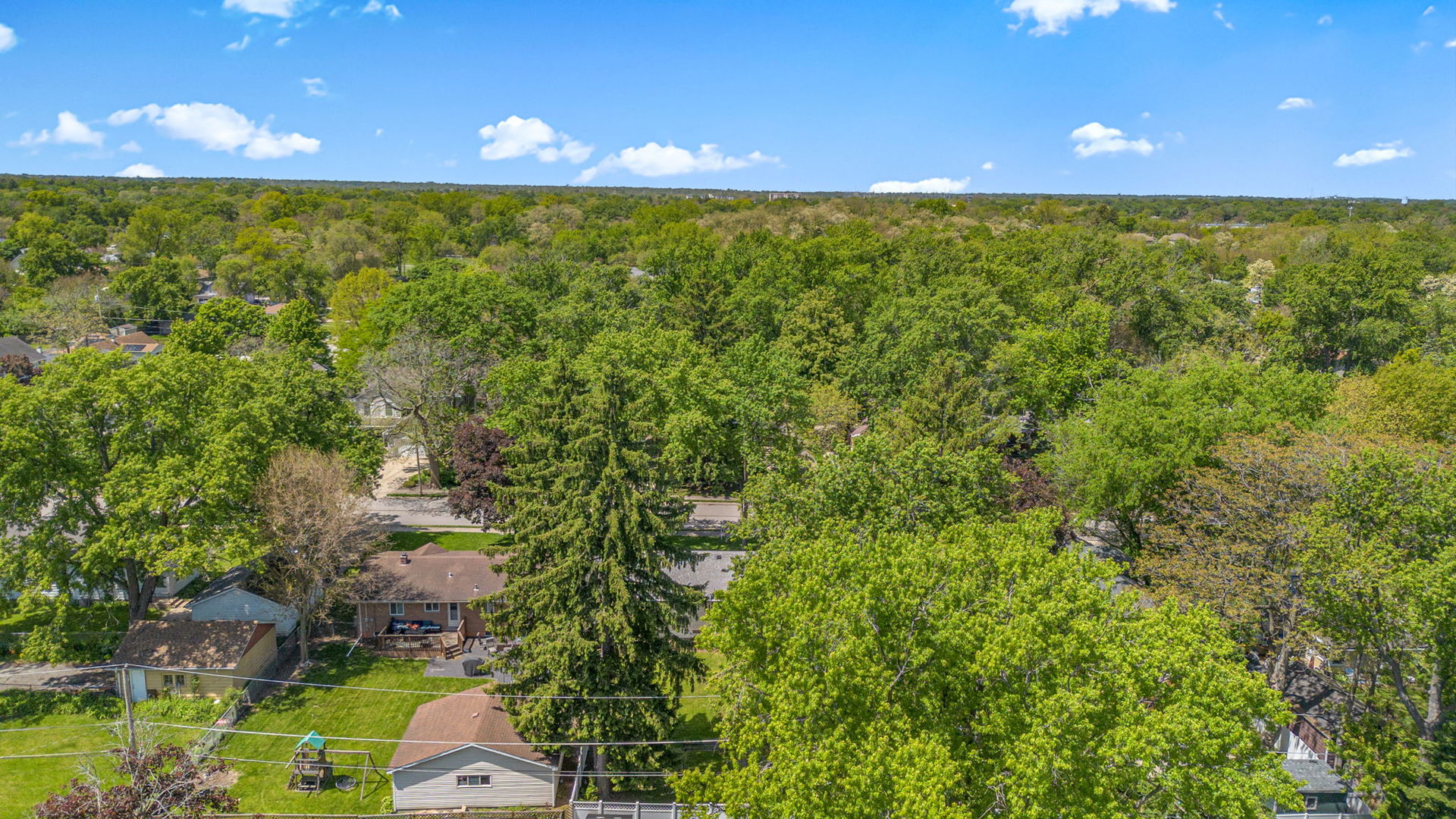 75 S 2nd Avenue, Lombard, IL 60148